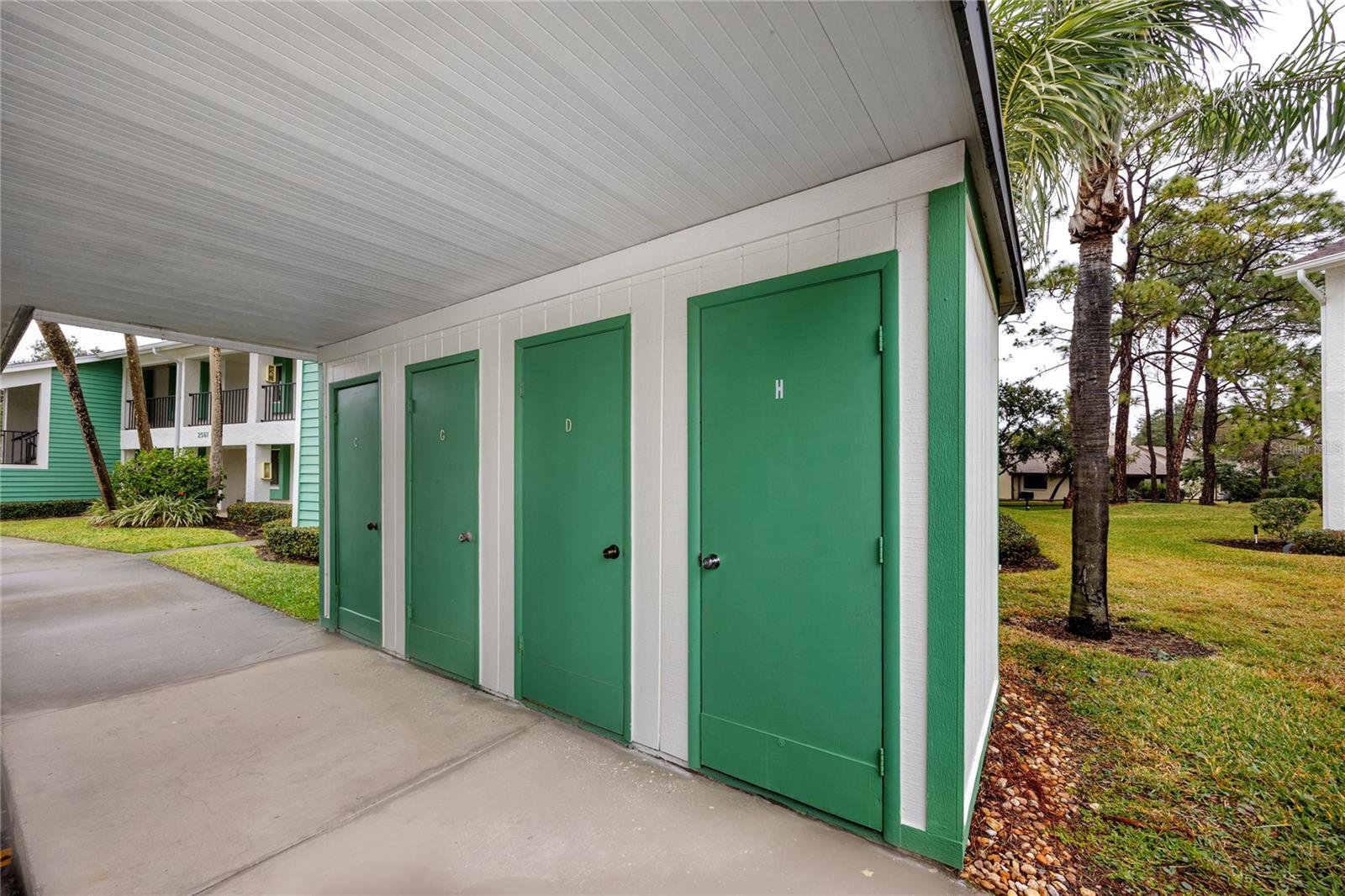 Storage H in front of the carport