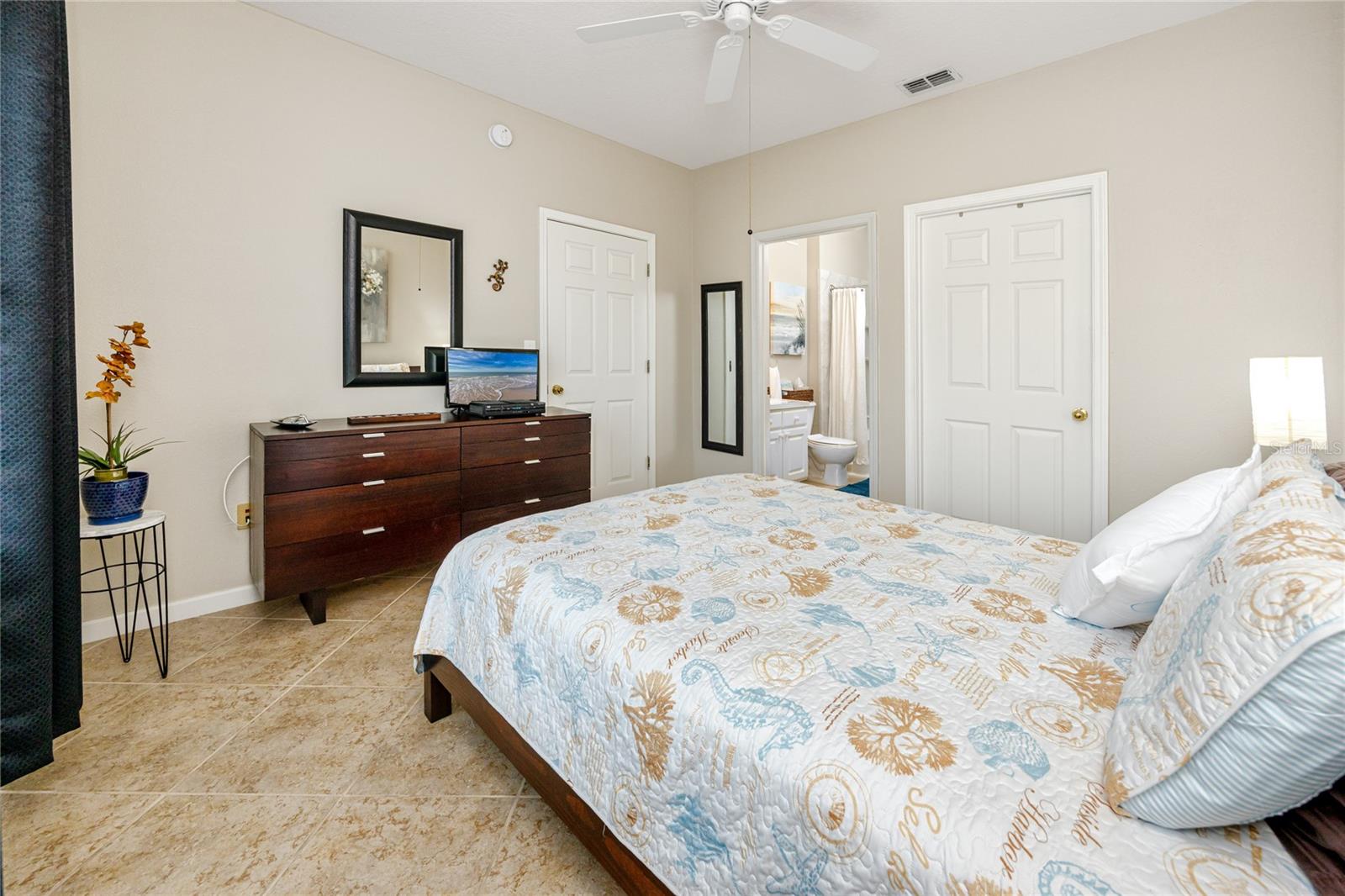 spacious primary bedroom