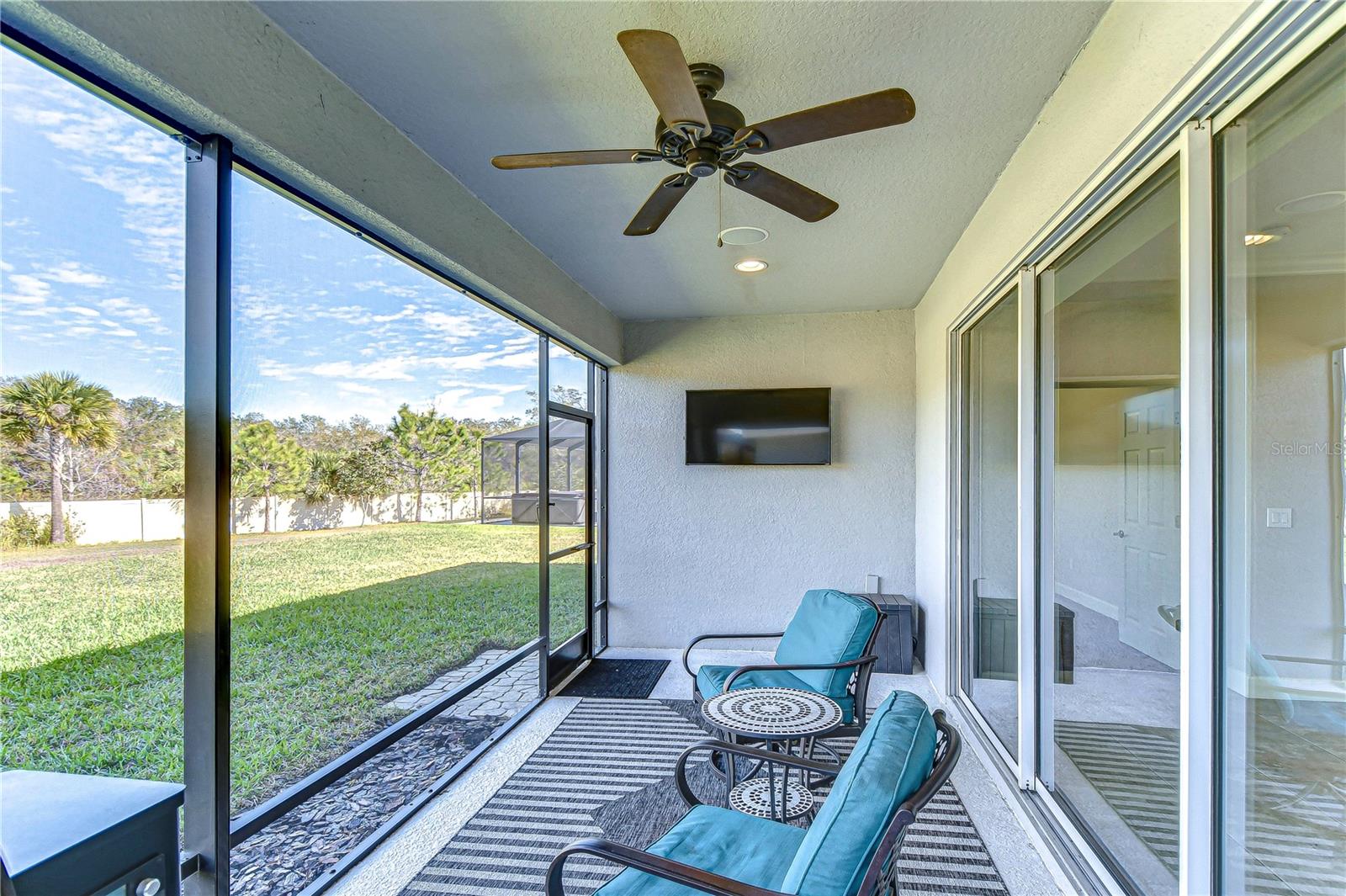 Gorgeous back patio space!