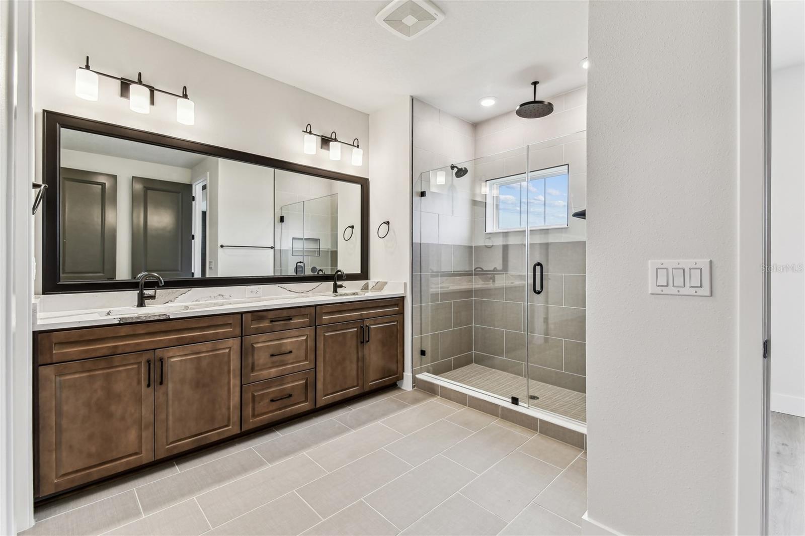 Owner's Bath