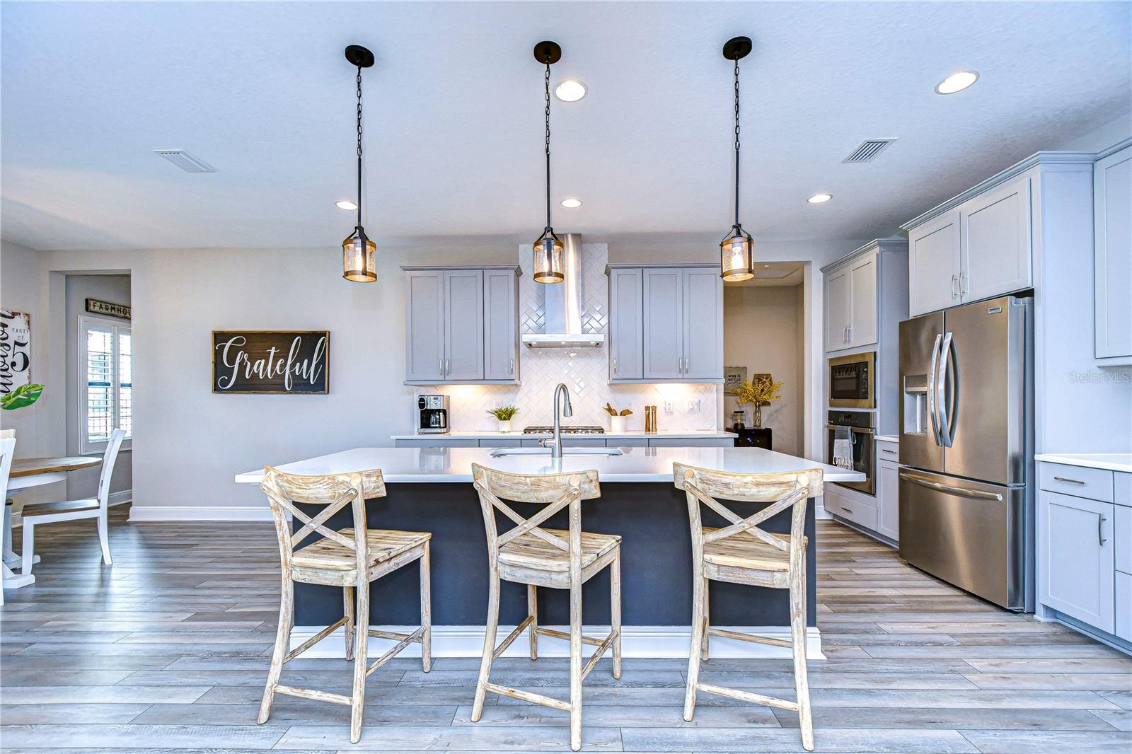 Wonderful open concept flows seamlessly into the kitchen.