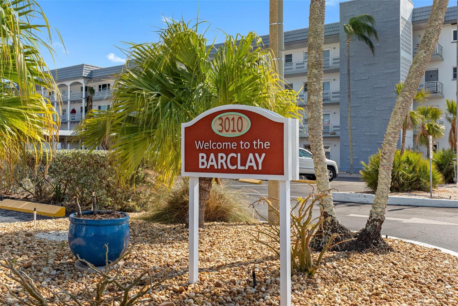 Barclay Building Charm: Enjoy the perfect location in this beautifully updated corner unit.