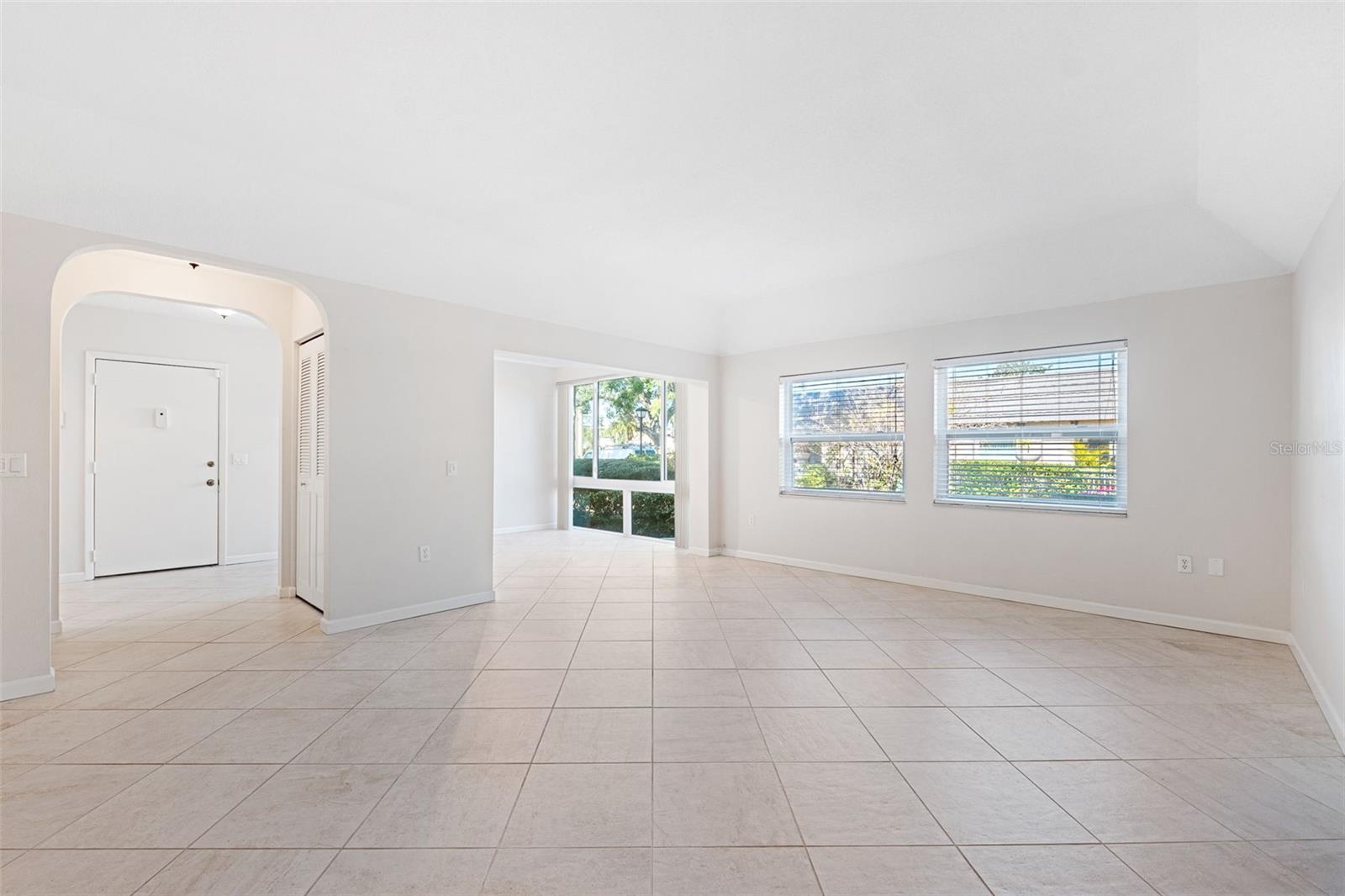 Living Room/Dining Room/Entryway and Pantry