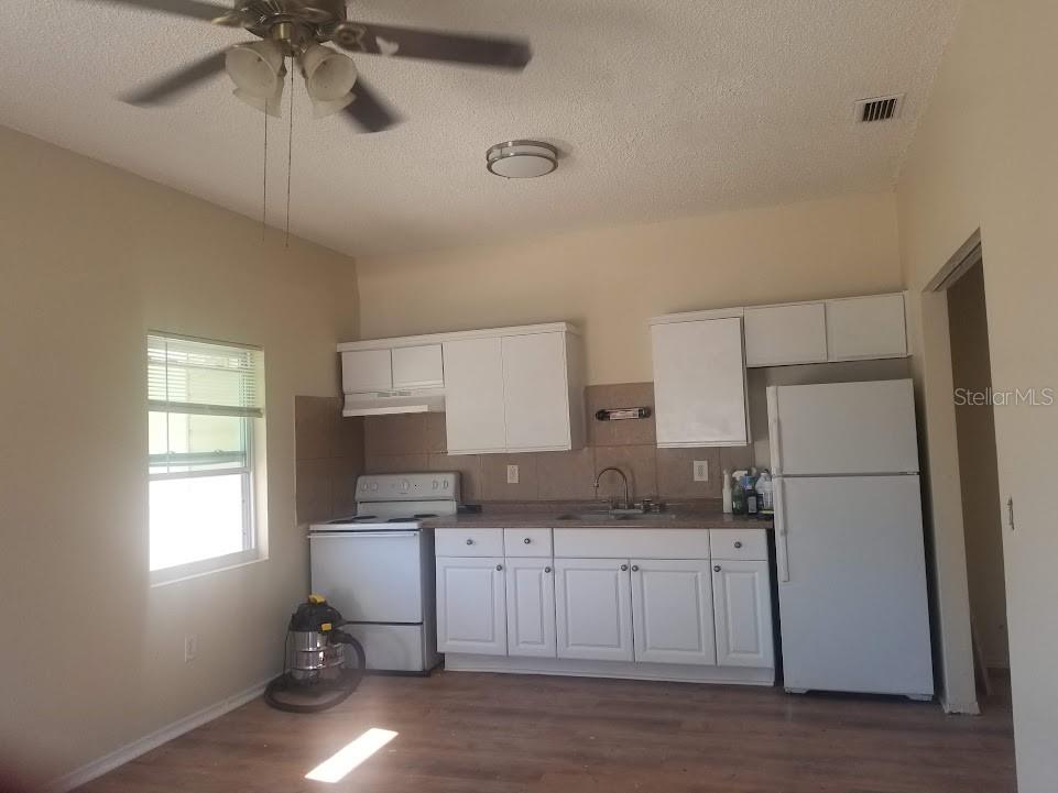 Downstairs kitchen