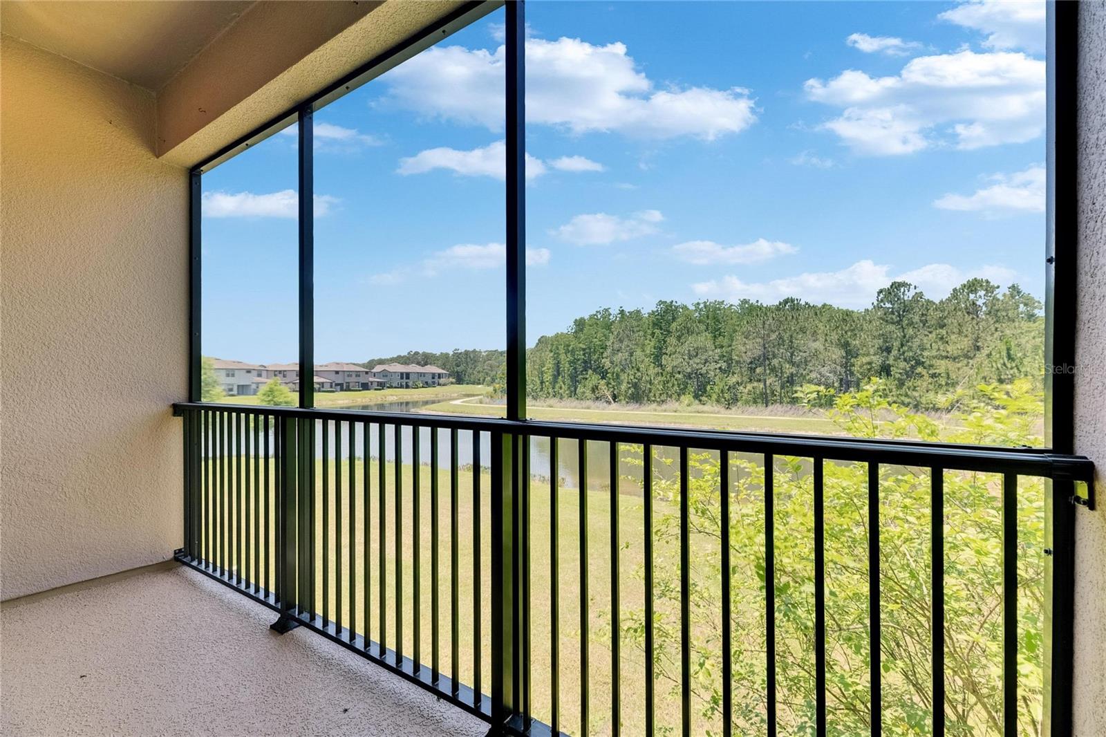 Second -Floor Screened Porch