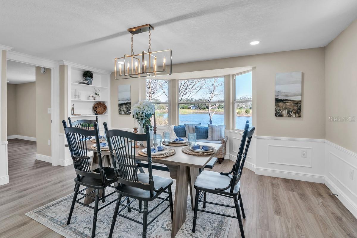 Dining room w/lake view