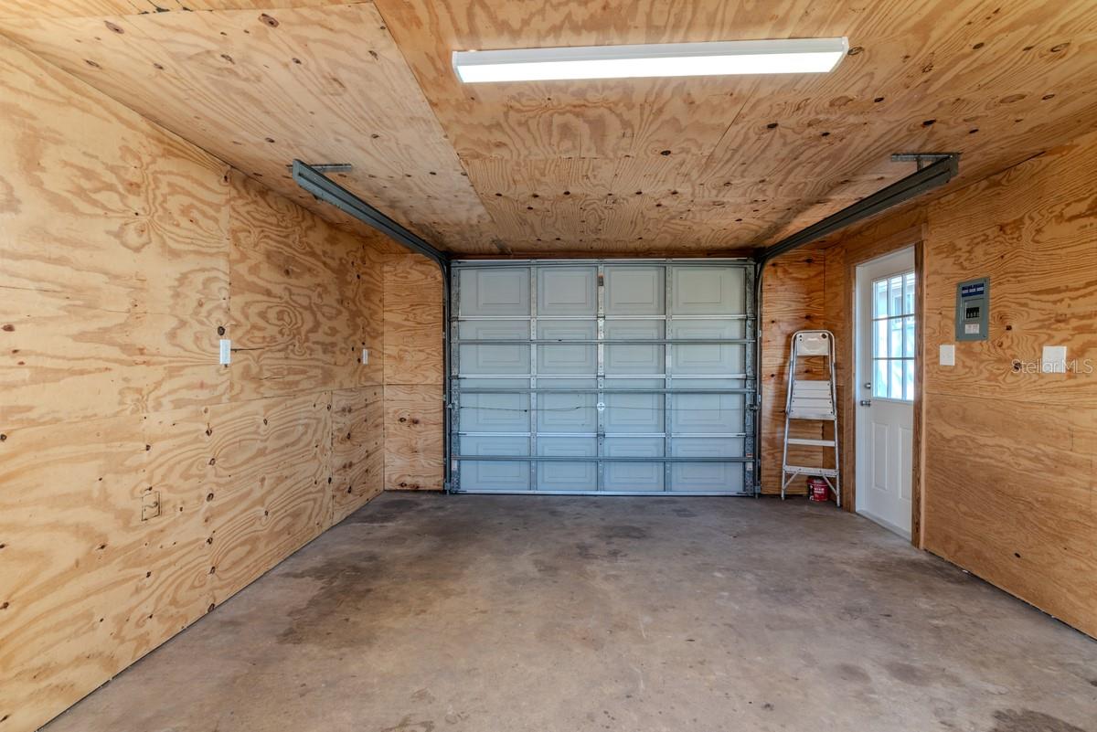 Large single car garage can also be used for a shop