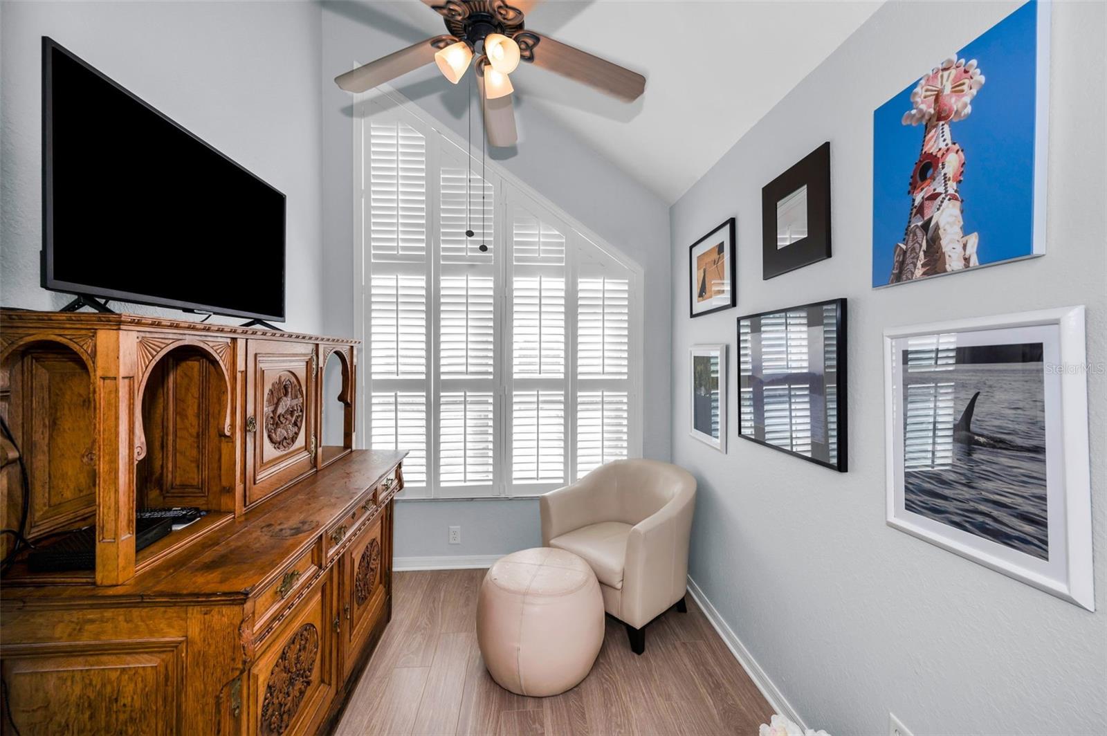 Sitting area in the second bedroom