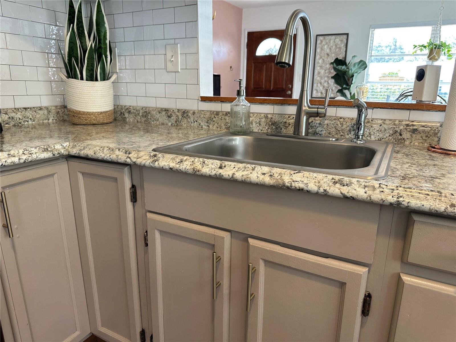 Kitchen countertop