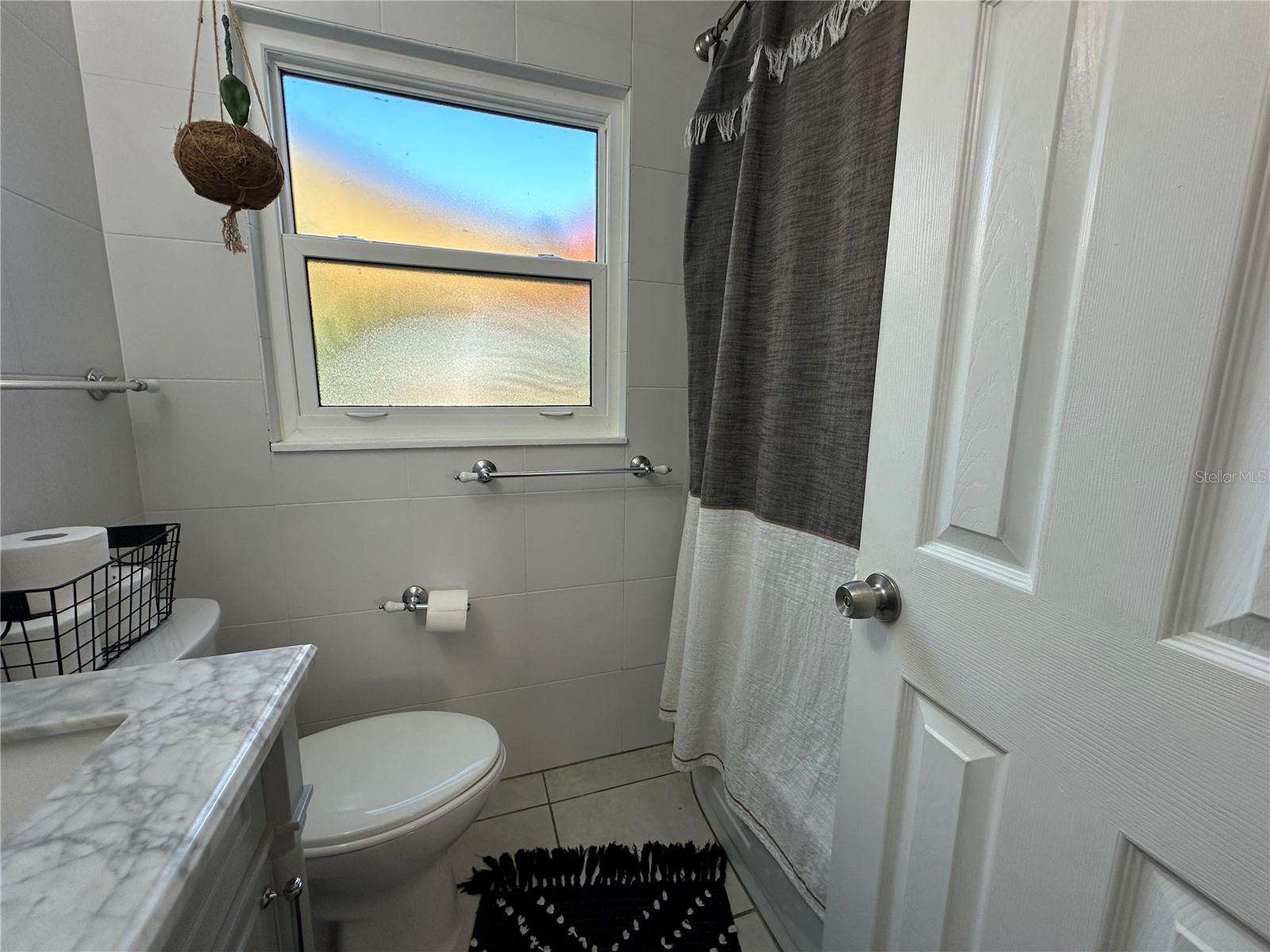 Shower tub combo