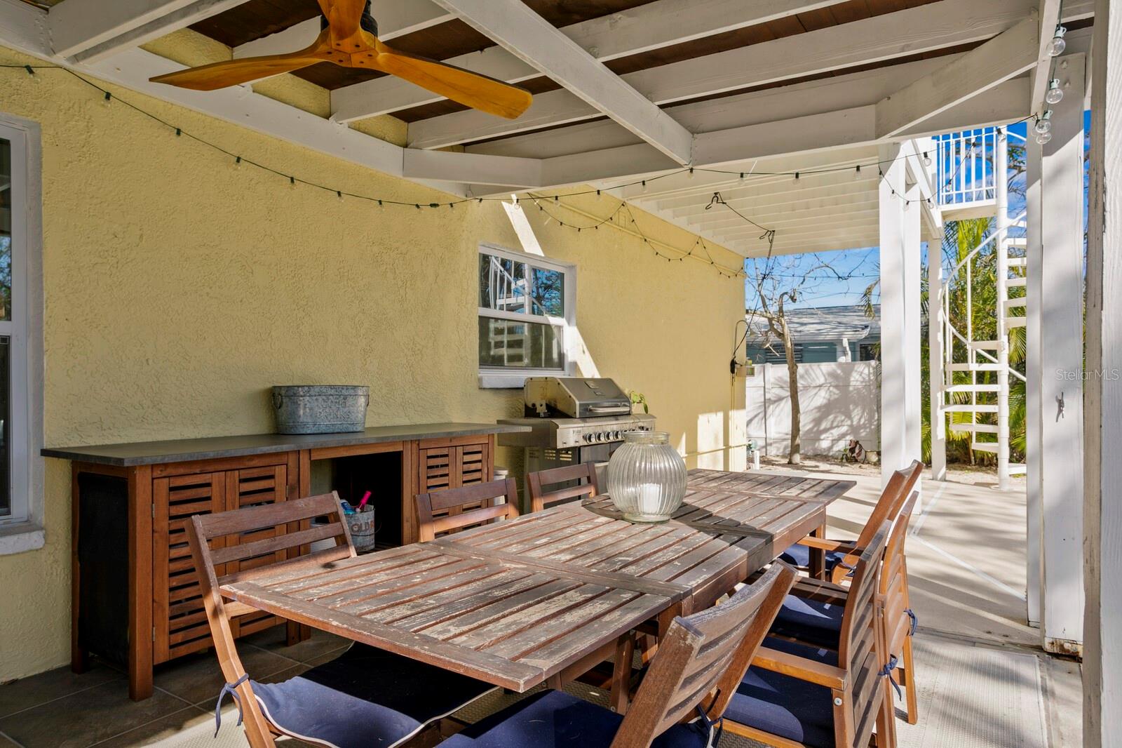 Enjoy dining outdoors under the covered lanai