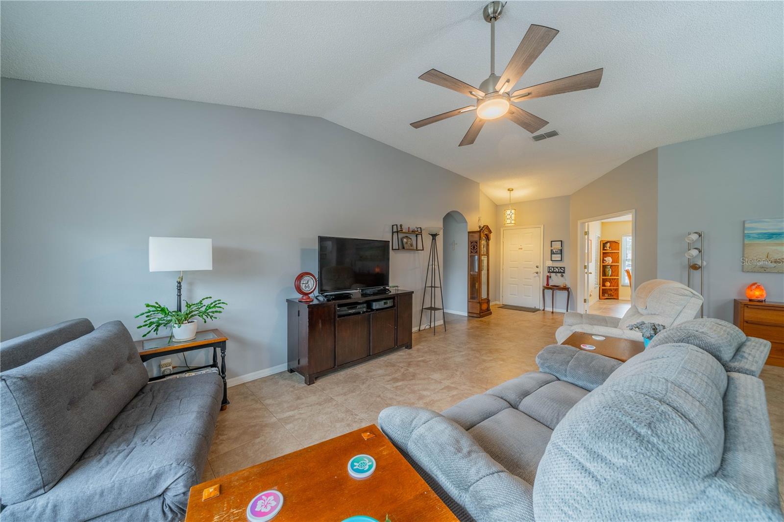 Living Room (looking toward front door)