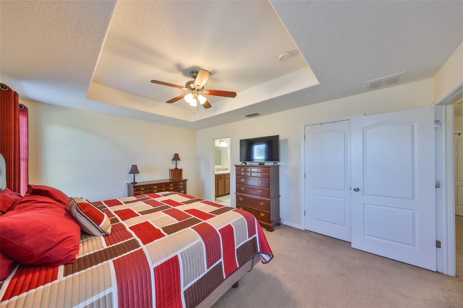 Ensuite bath and walk-in closet