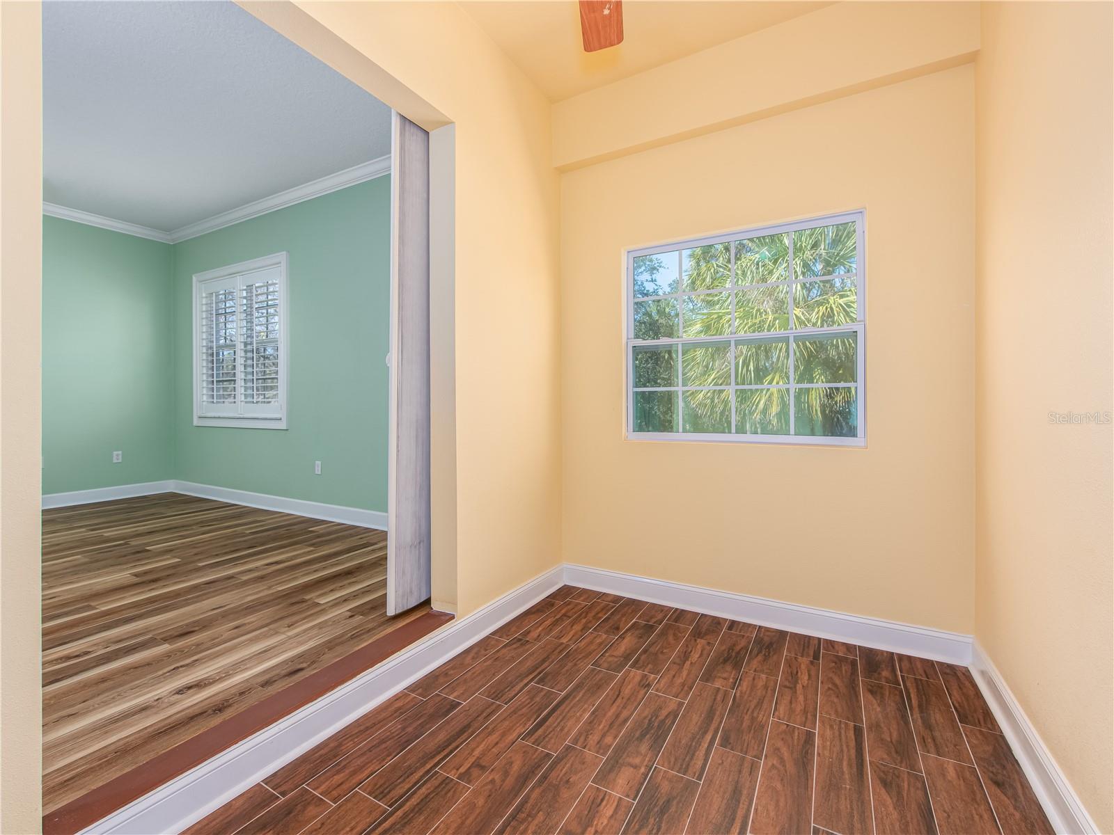 Sitting area, yoga space, flex space