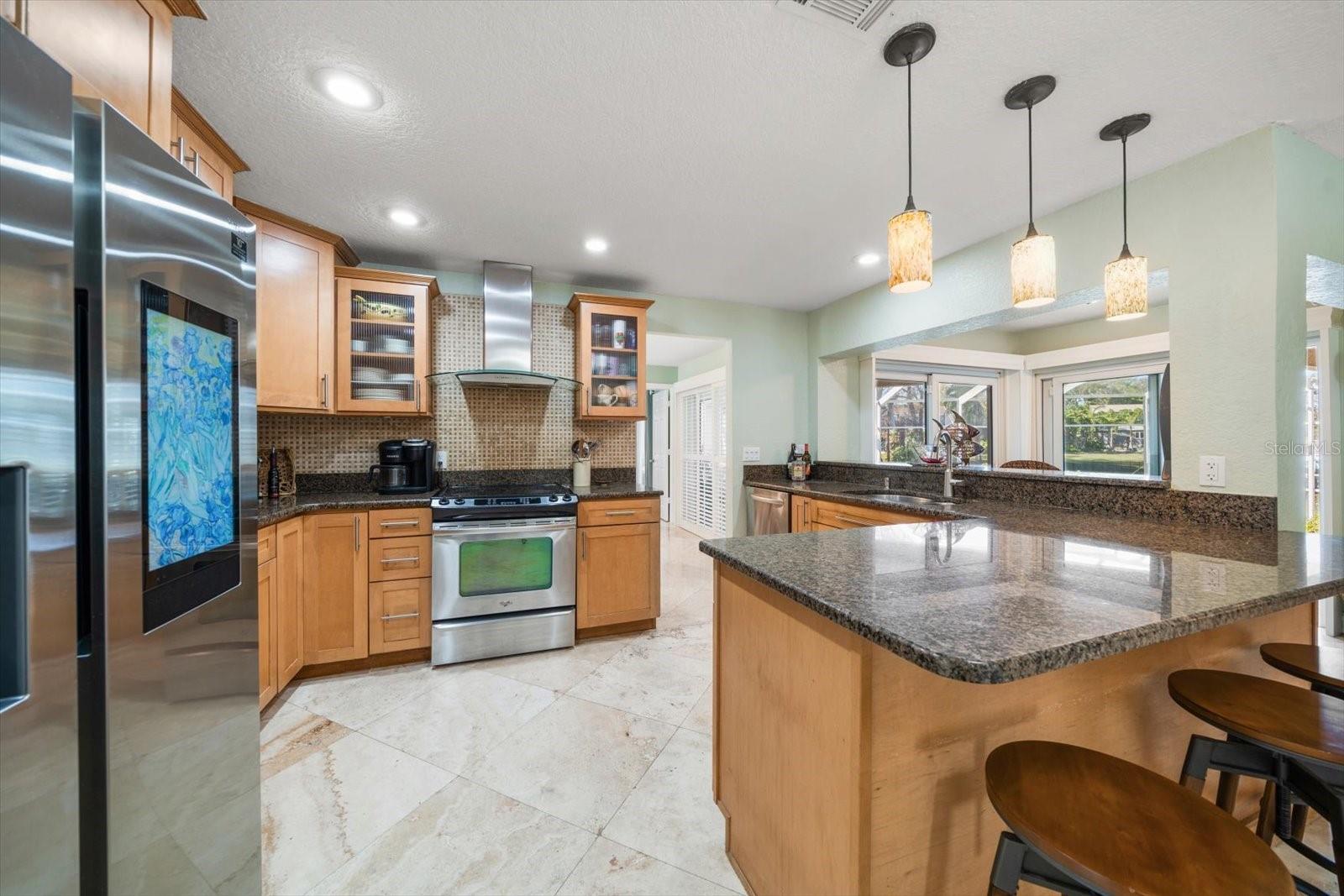What a better way to prepare a meal than by enjoying those peaceful waterfront views!