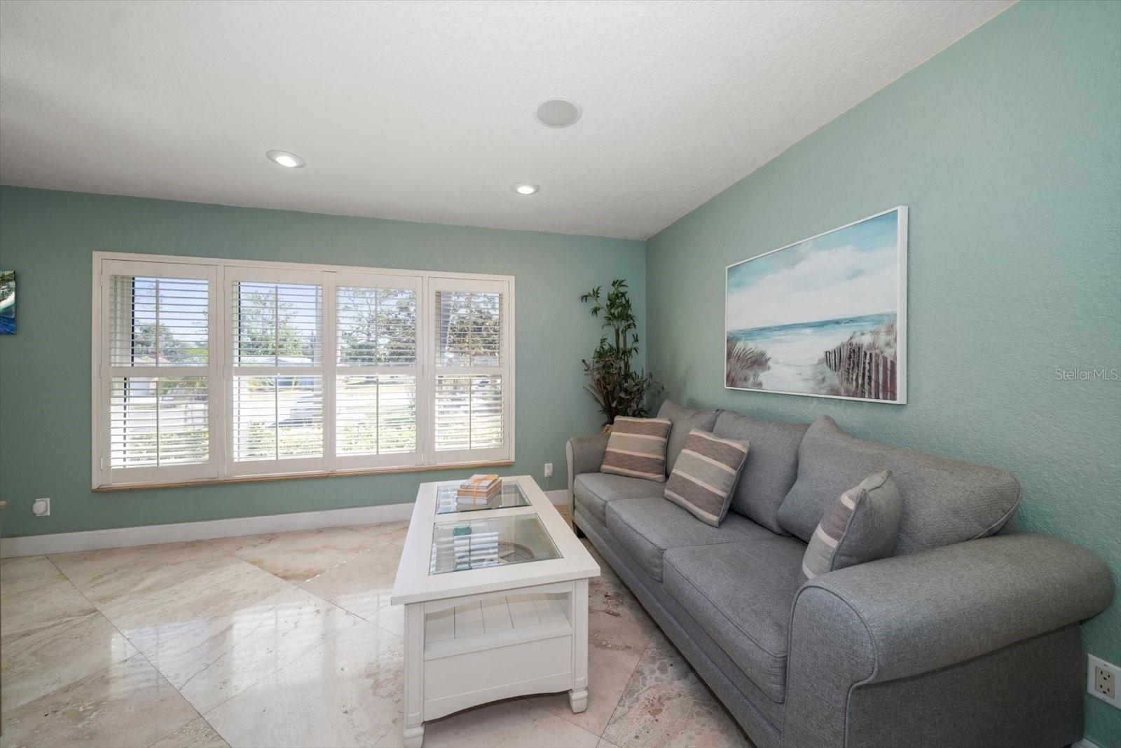 Formal living area