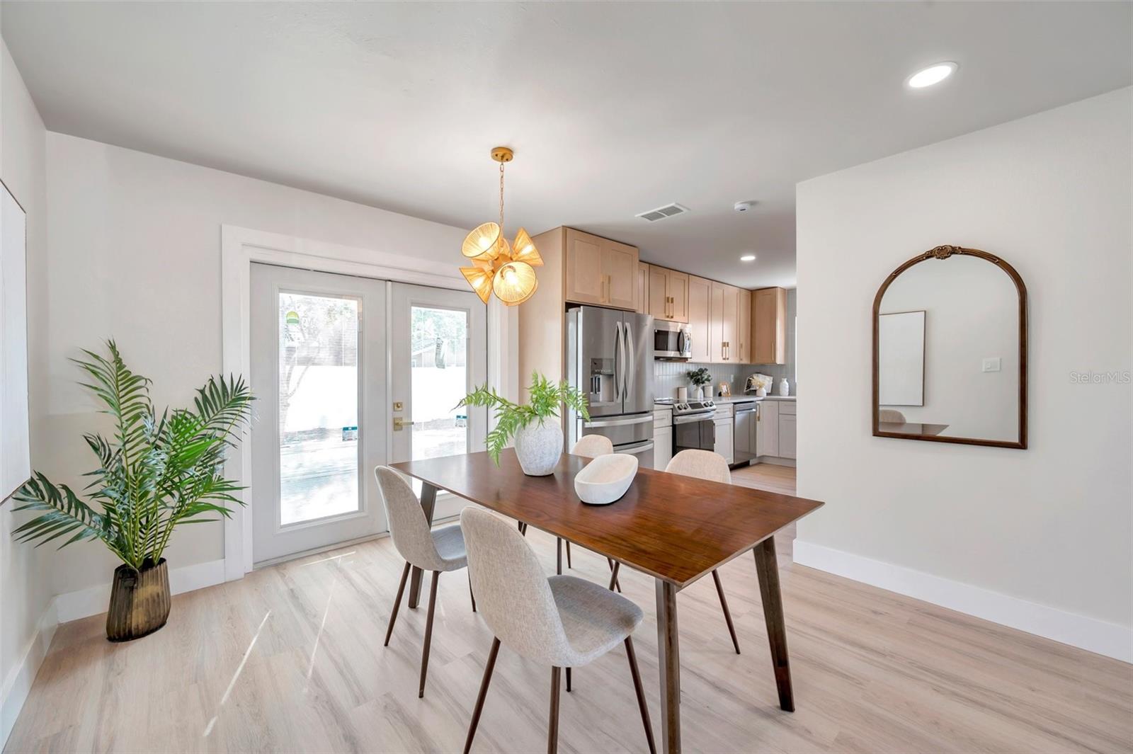 Large Dining room