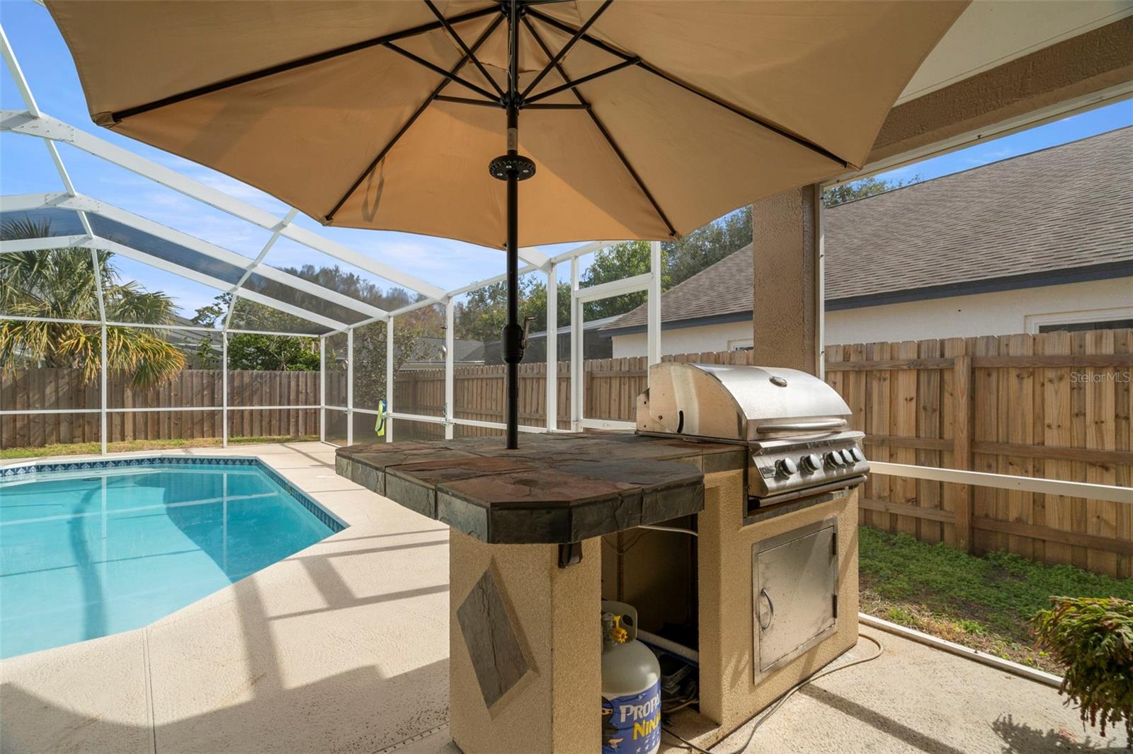 Outdoor kitchen