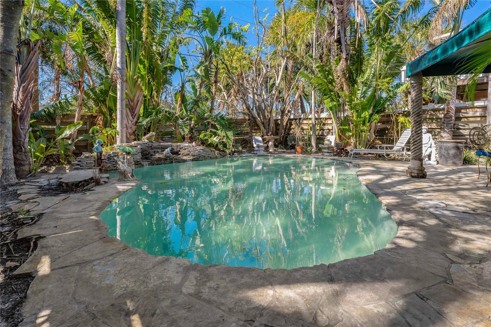 THIS COULD BE YOUR PRIVATE OASIS!