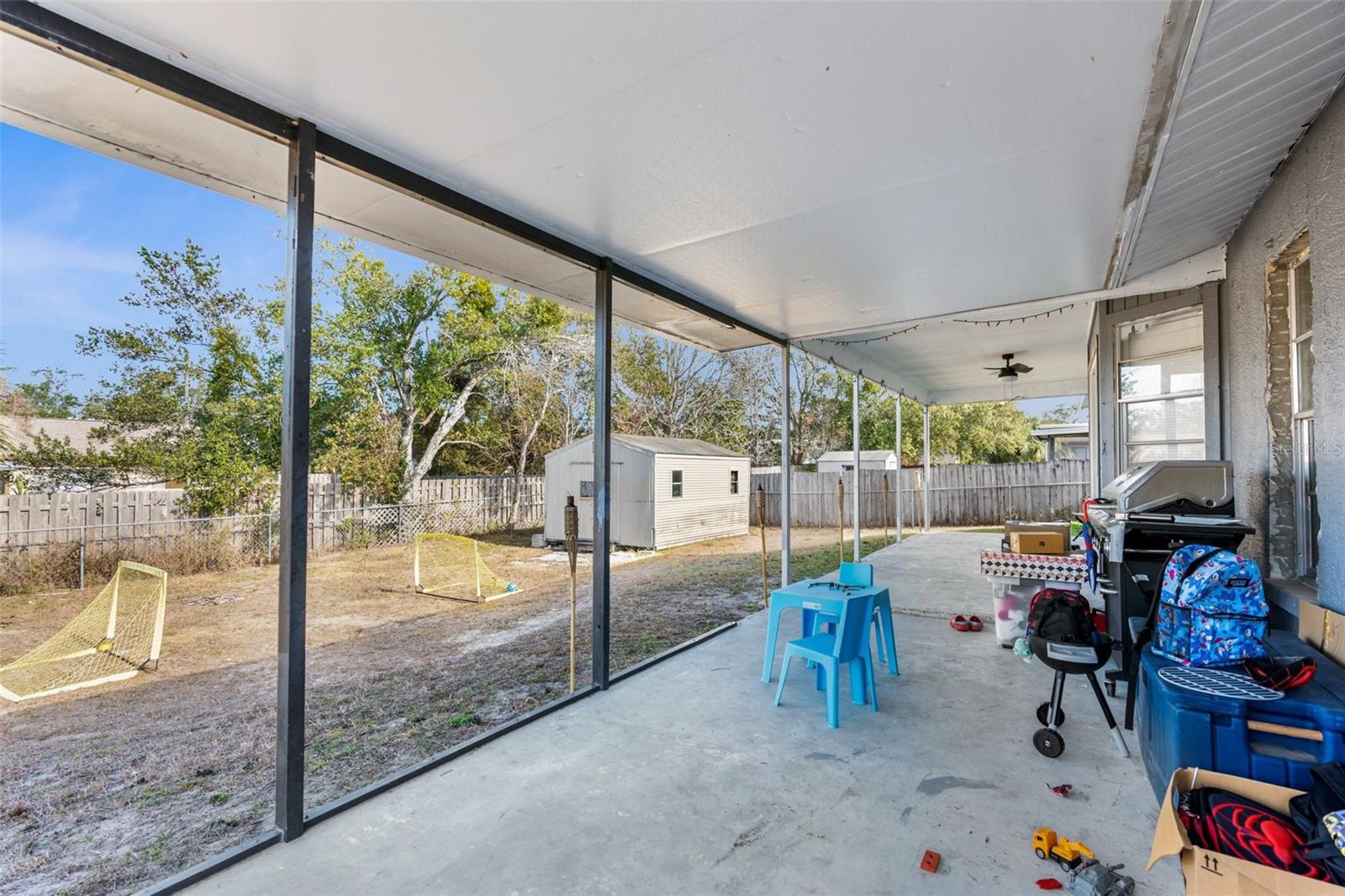 Large covered Lanai