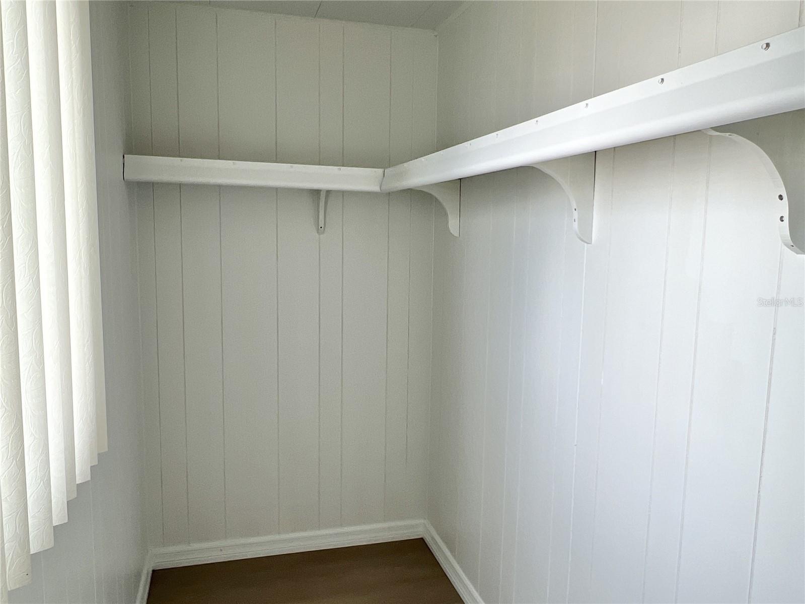 walk-in closet