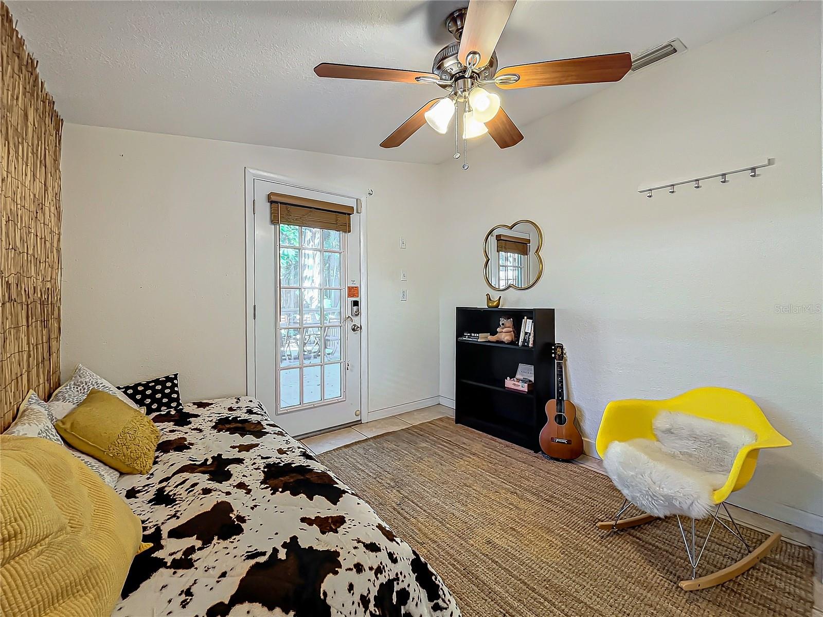 Bonus Room with door to backyard