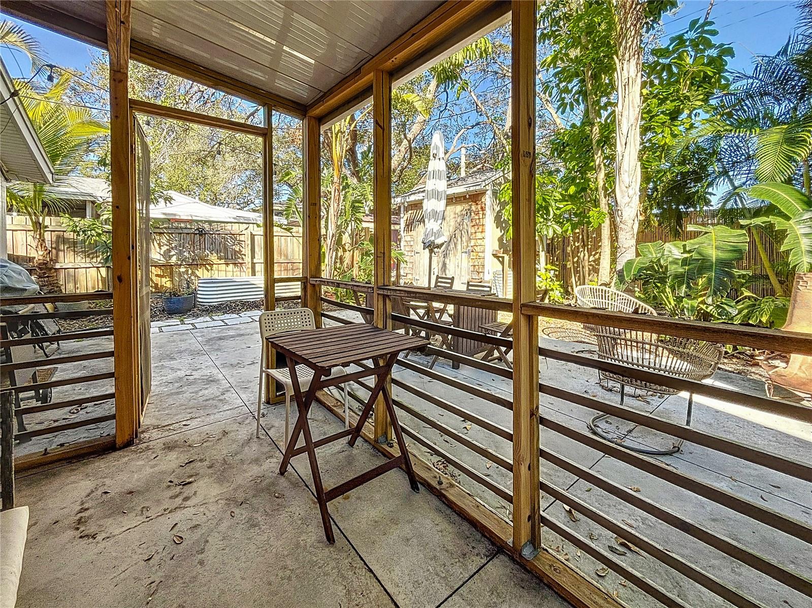 Screened in Porch