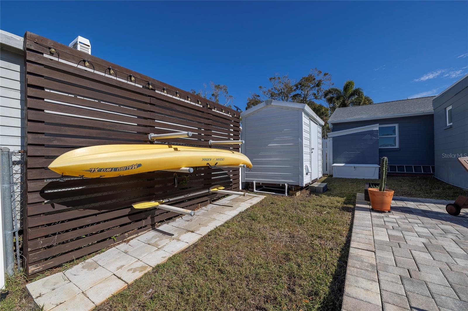 Kayak rack