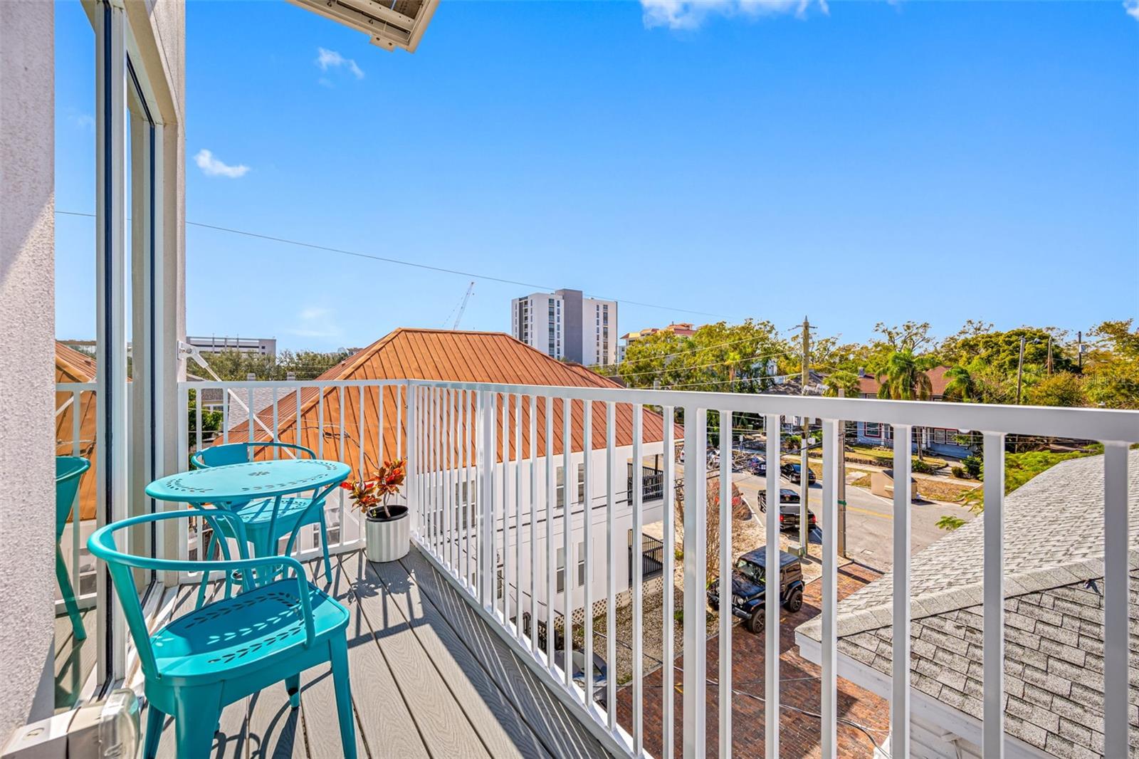 Private balcony overlooking Downtown