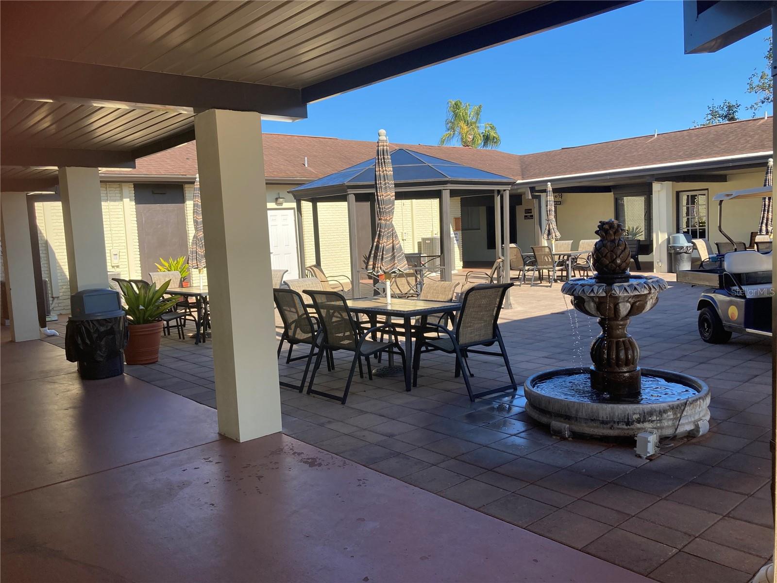 Sun City Center Association Courtyard Amongst the Club Stores