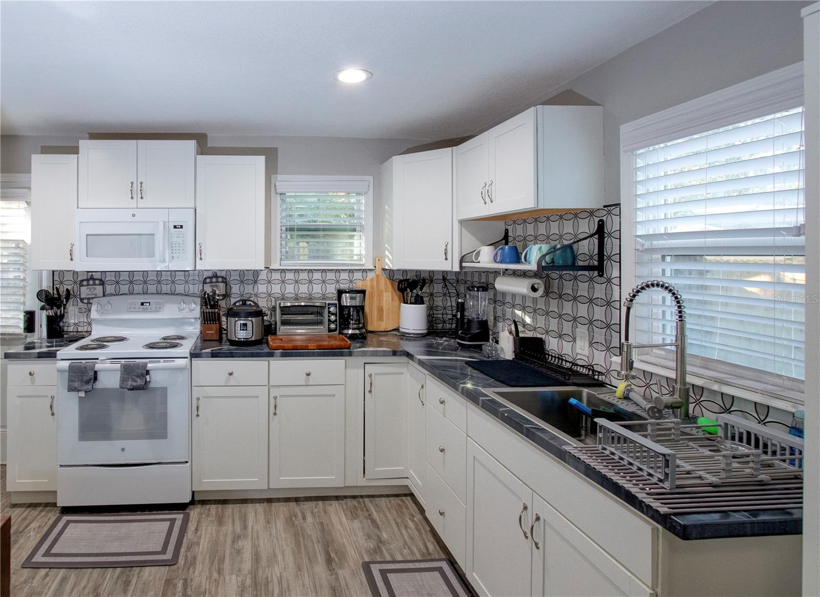 Guest House Kitchen