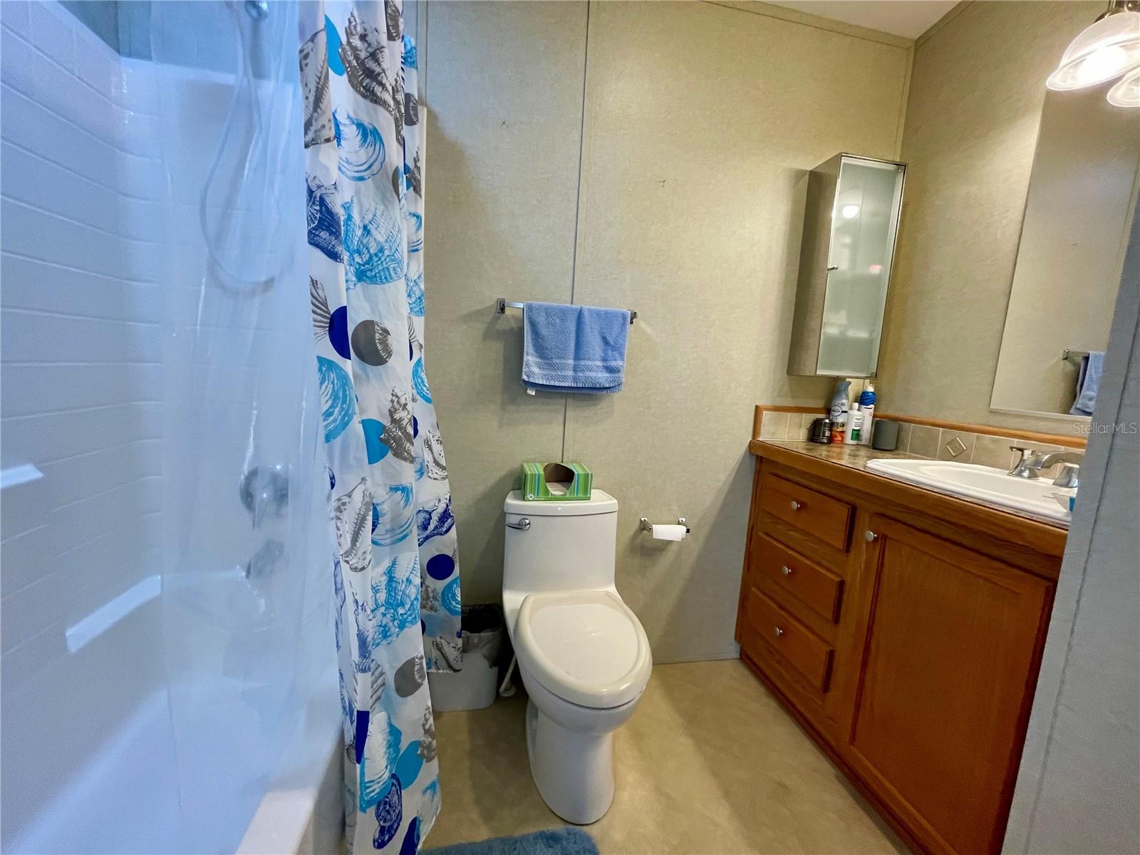 Front hall bathroom, in between the guest bedrooms.