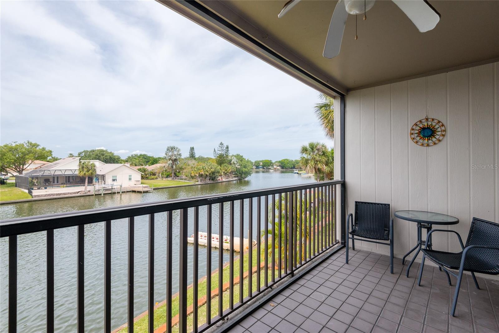 2nd floor balcony