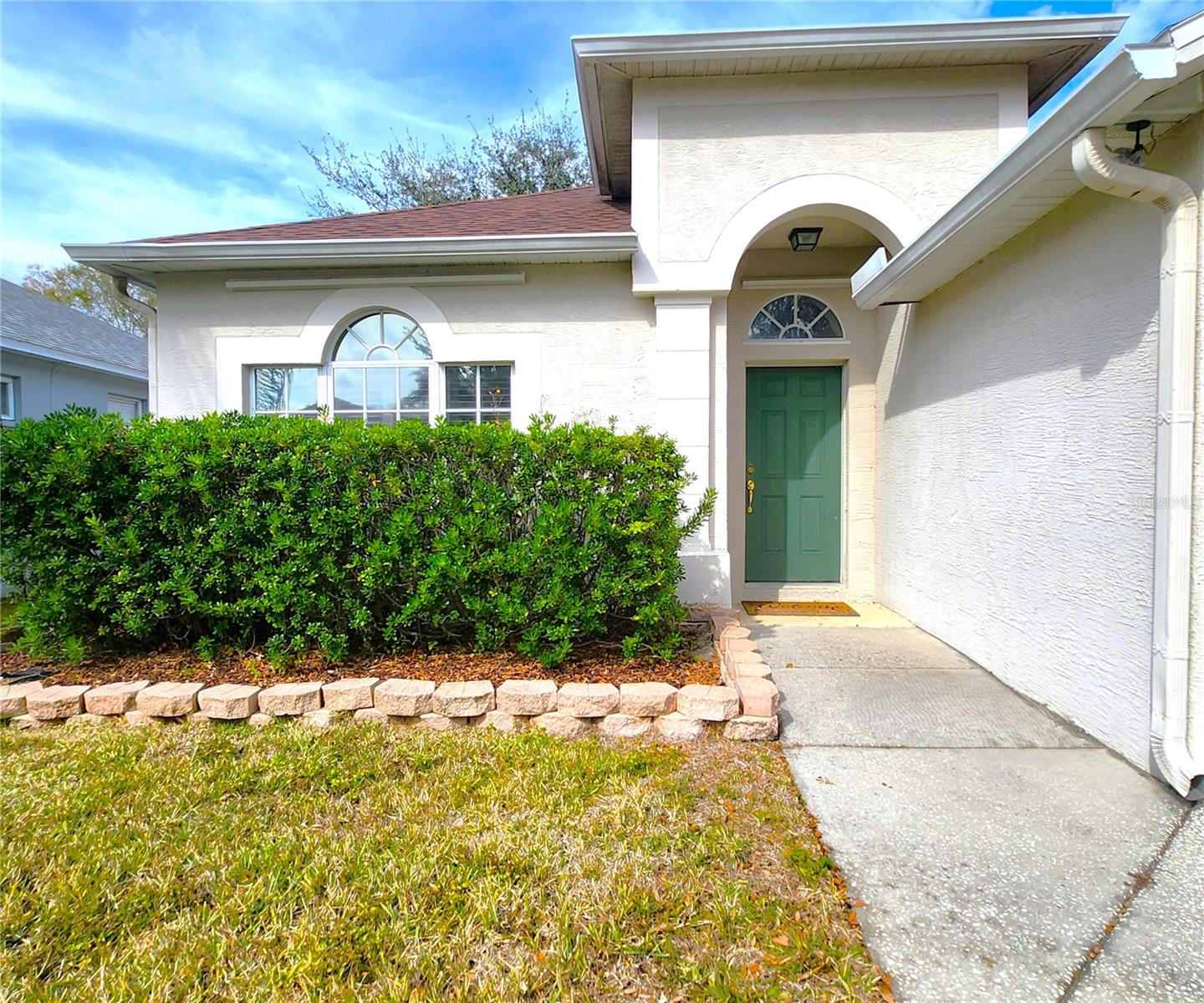 1868sf, 10232 GRANT CREEK DR Tampa: 4BR, 2BA, 2CG