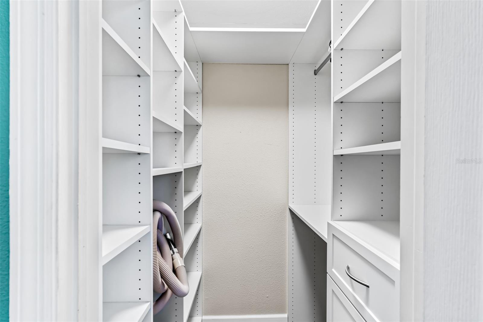 Walk in closet