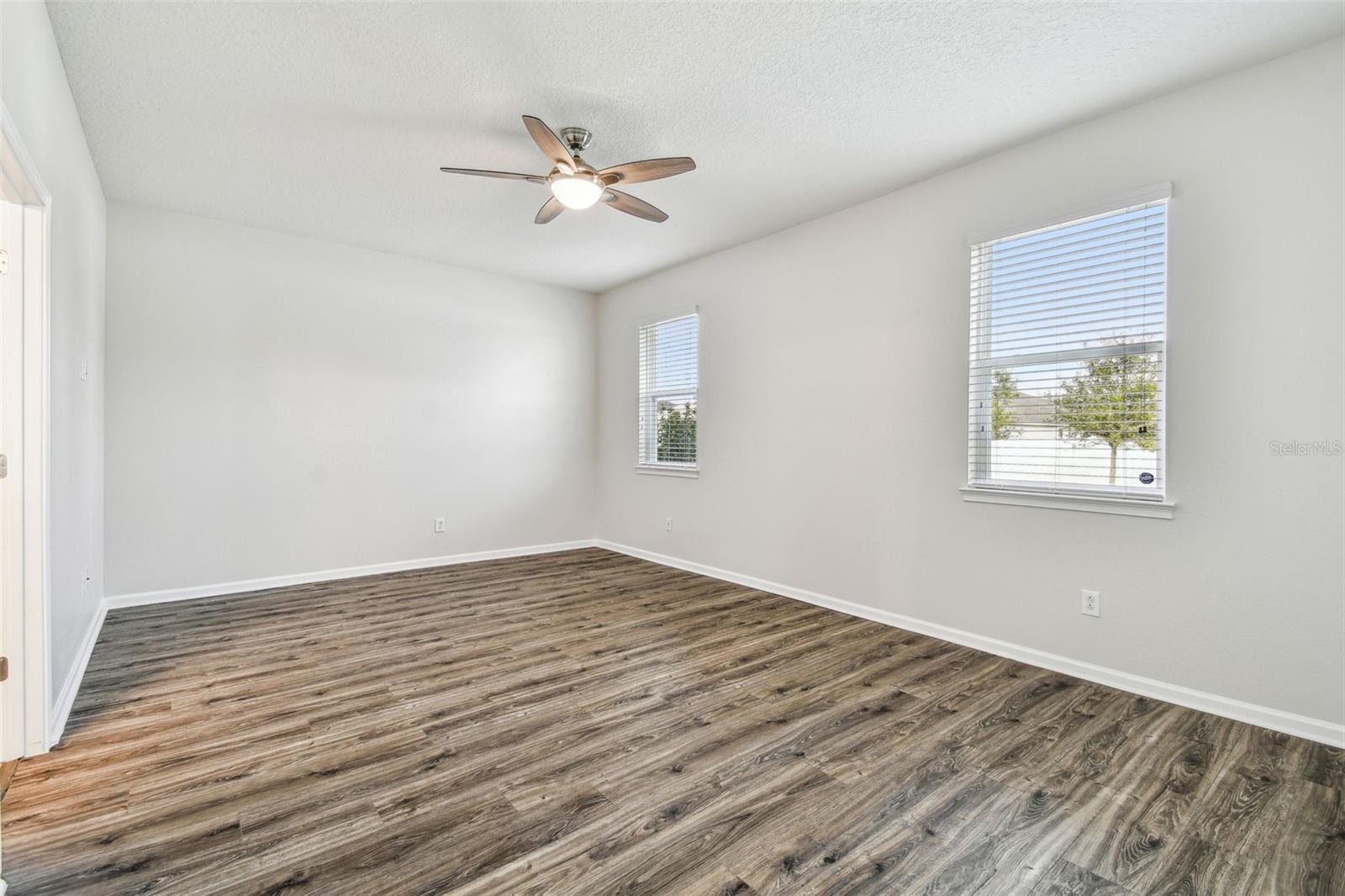 Staged 3rd bedroom