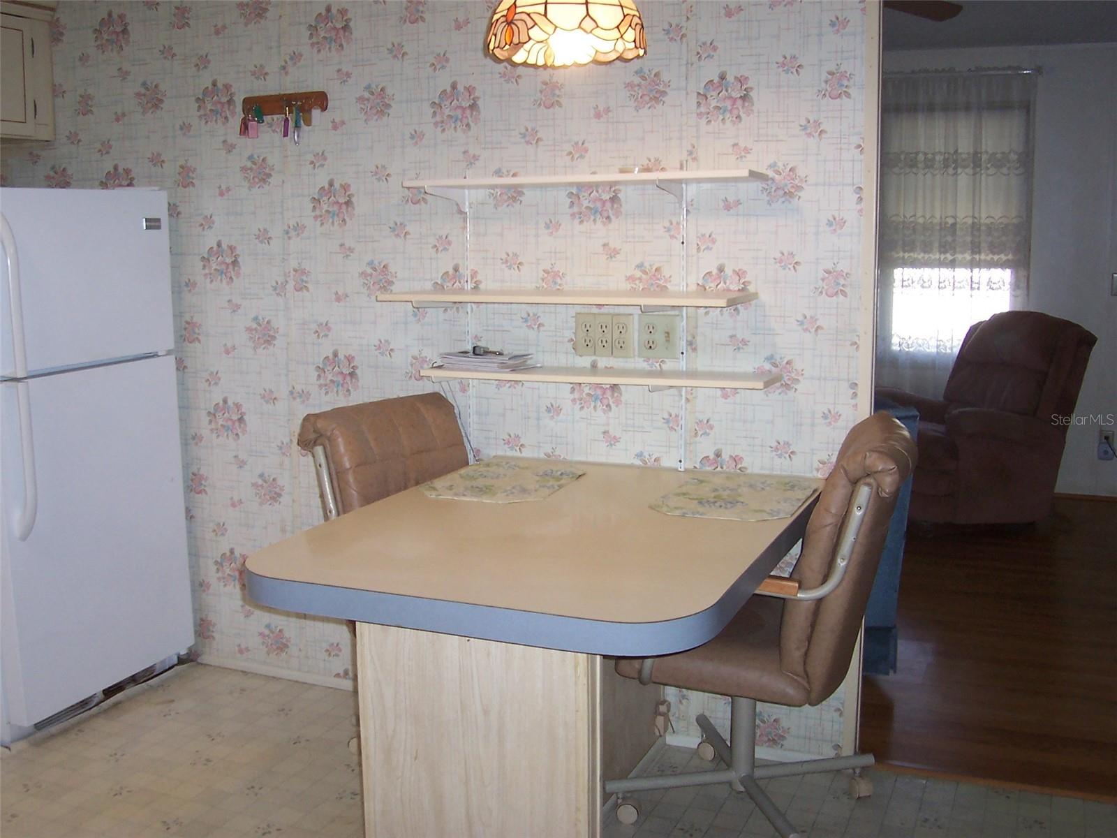 Spacious breakfast bar in kitchen.