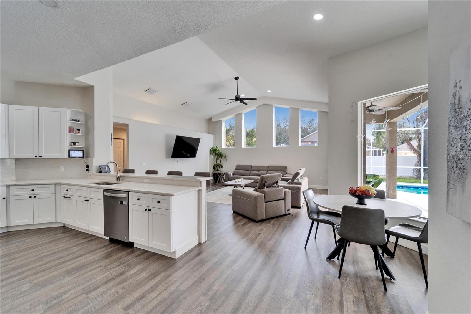 Kitchen | Family Room