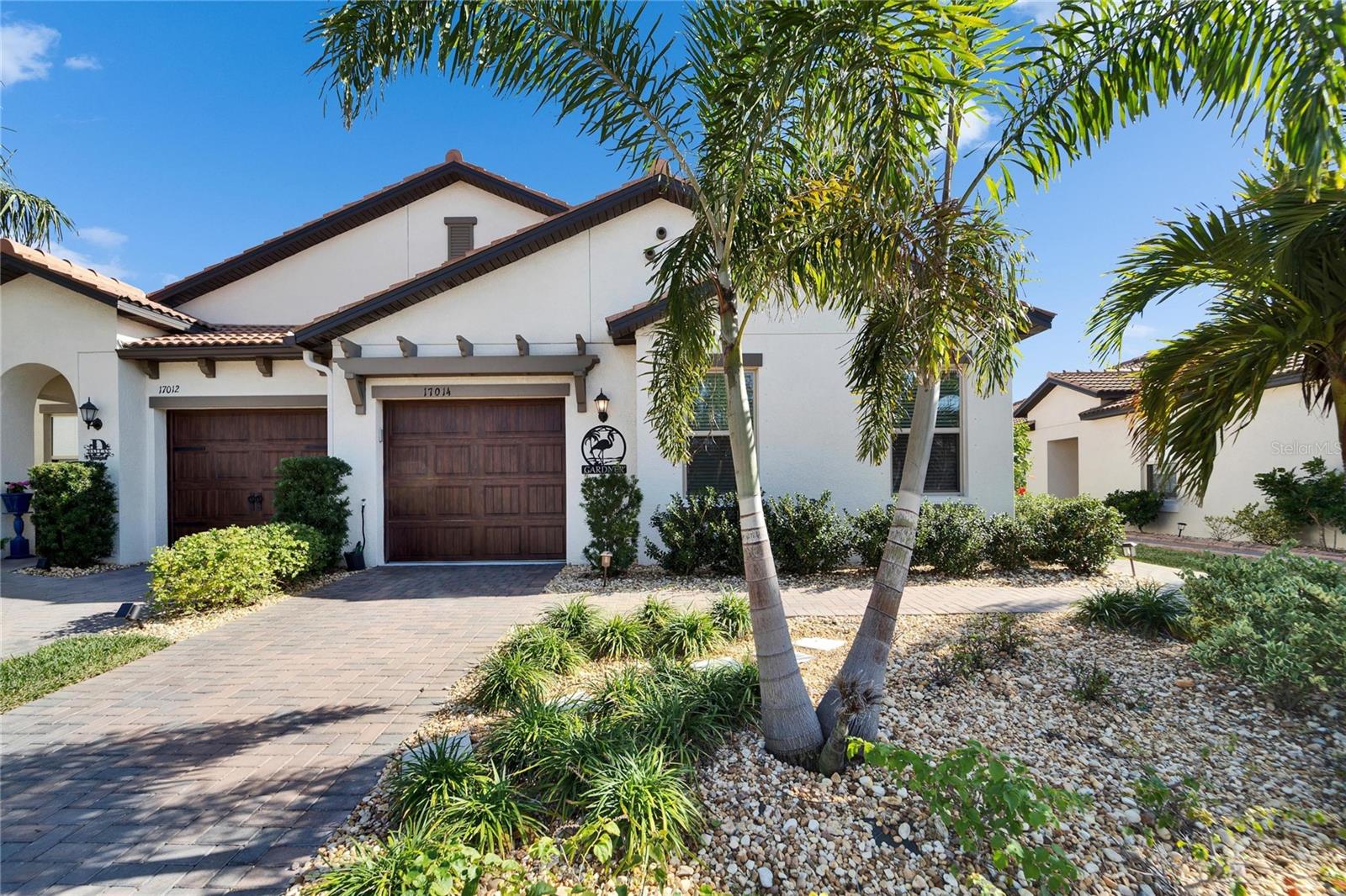 Magnificent one story townhouse that happens to be an end unit with tons of natural lighting.