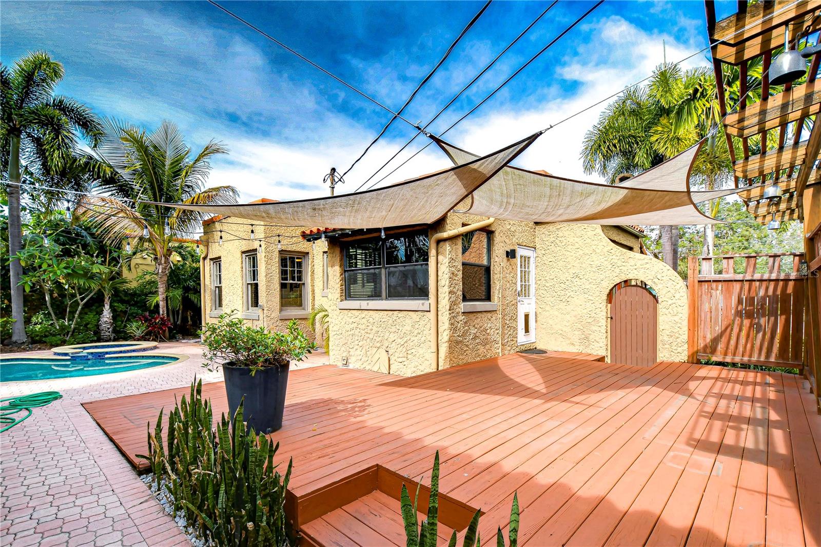 Large deck space perfect for outdoor entertaining!