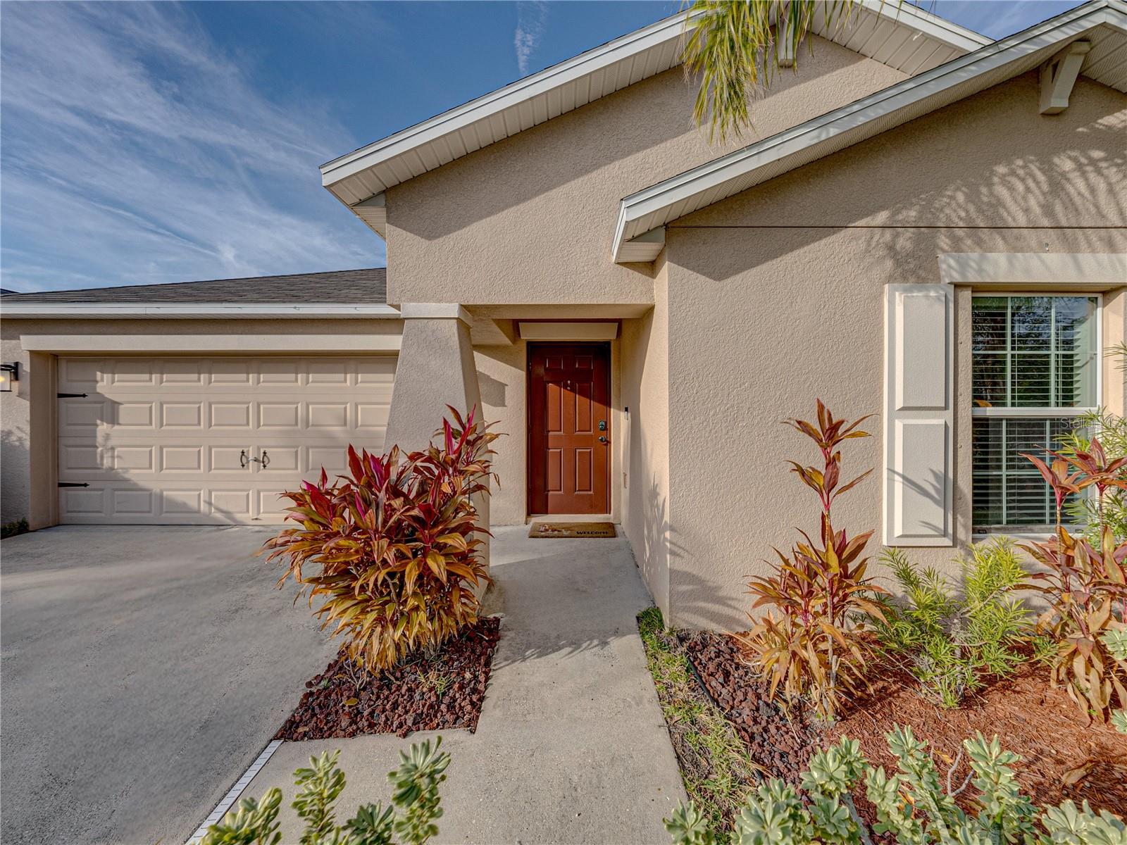 Welcoming front entryway you'll love coming home to~