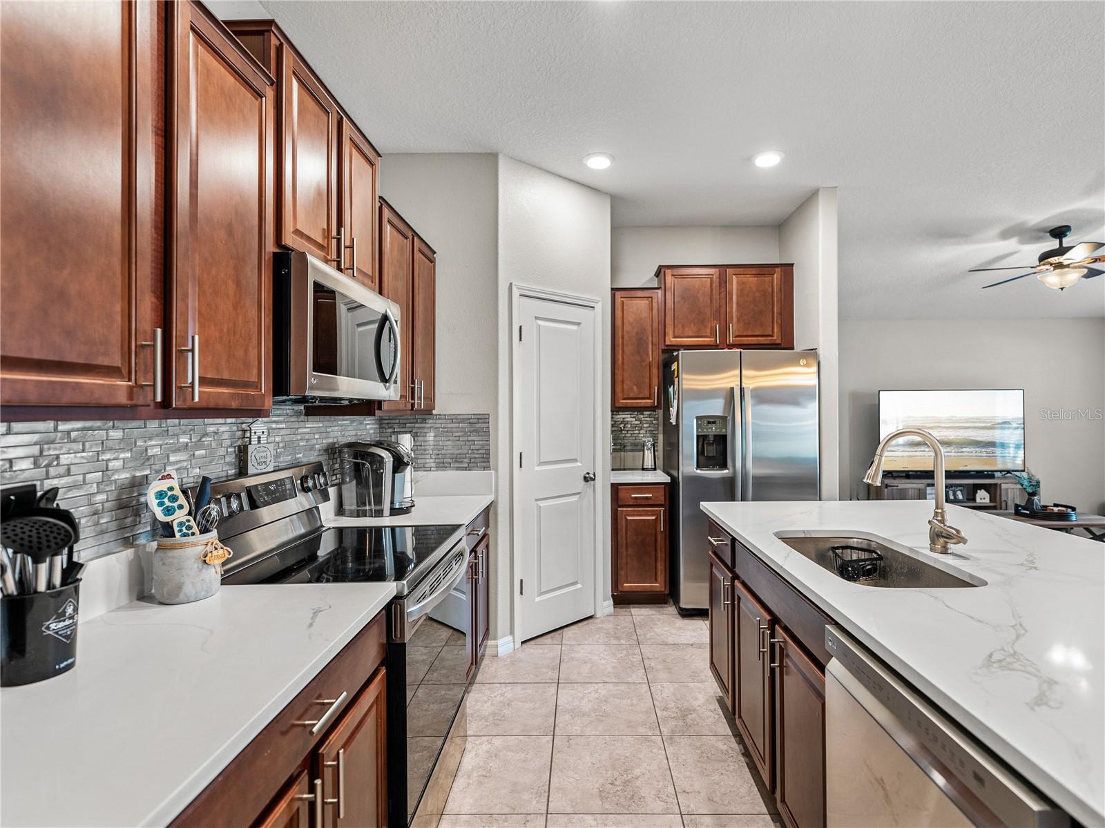 Kitchen open to main living making entertaining a breeze~