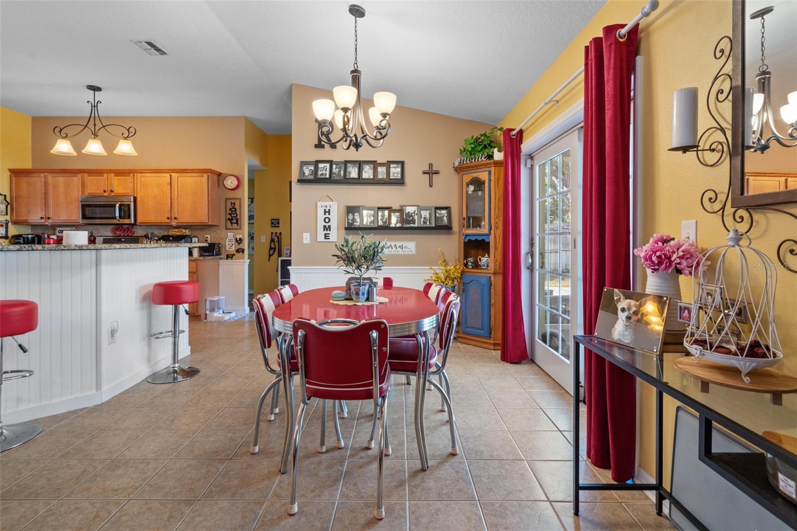 Wonderful Dining Area