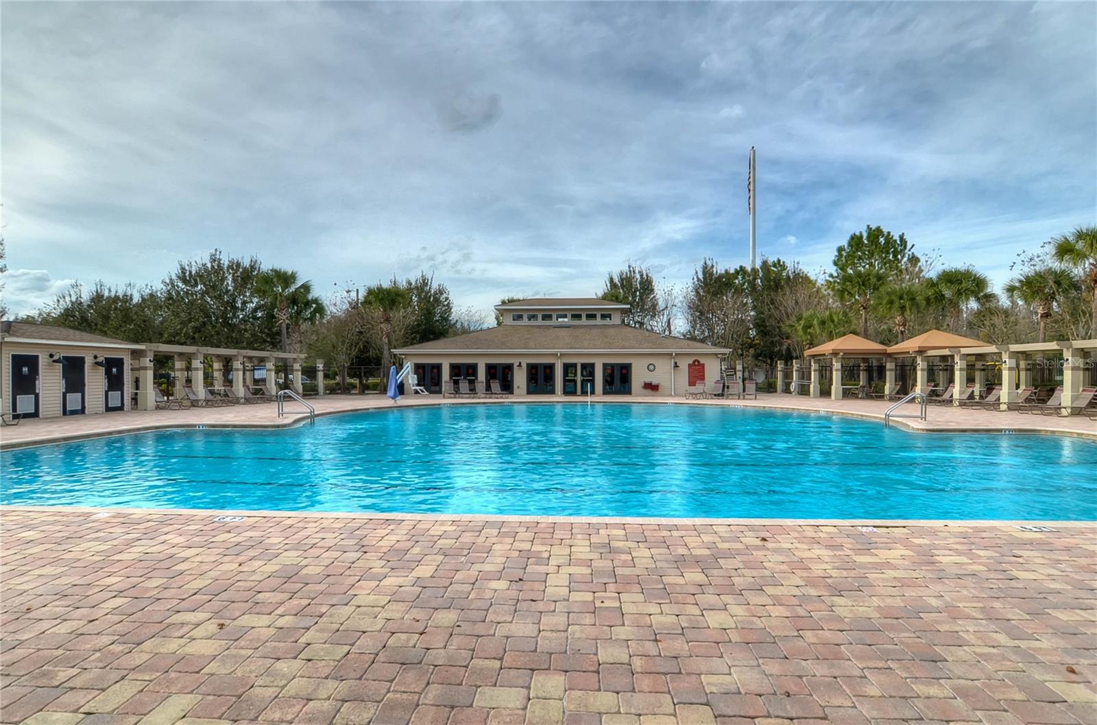 Meadow Pointe III community pool