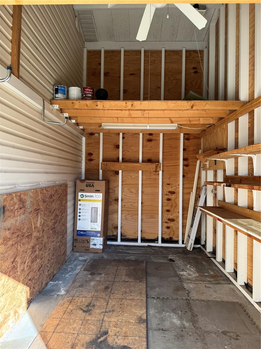 Huge storage shed for your golfcart and so much more