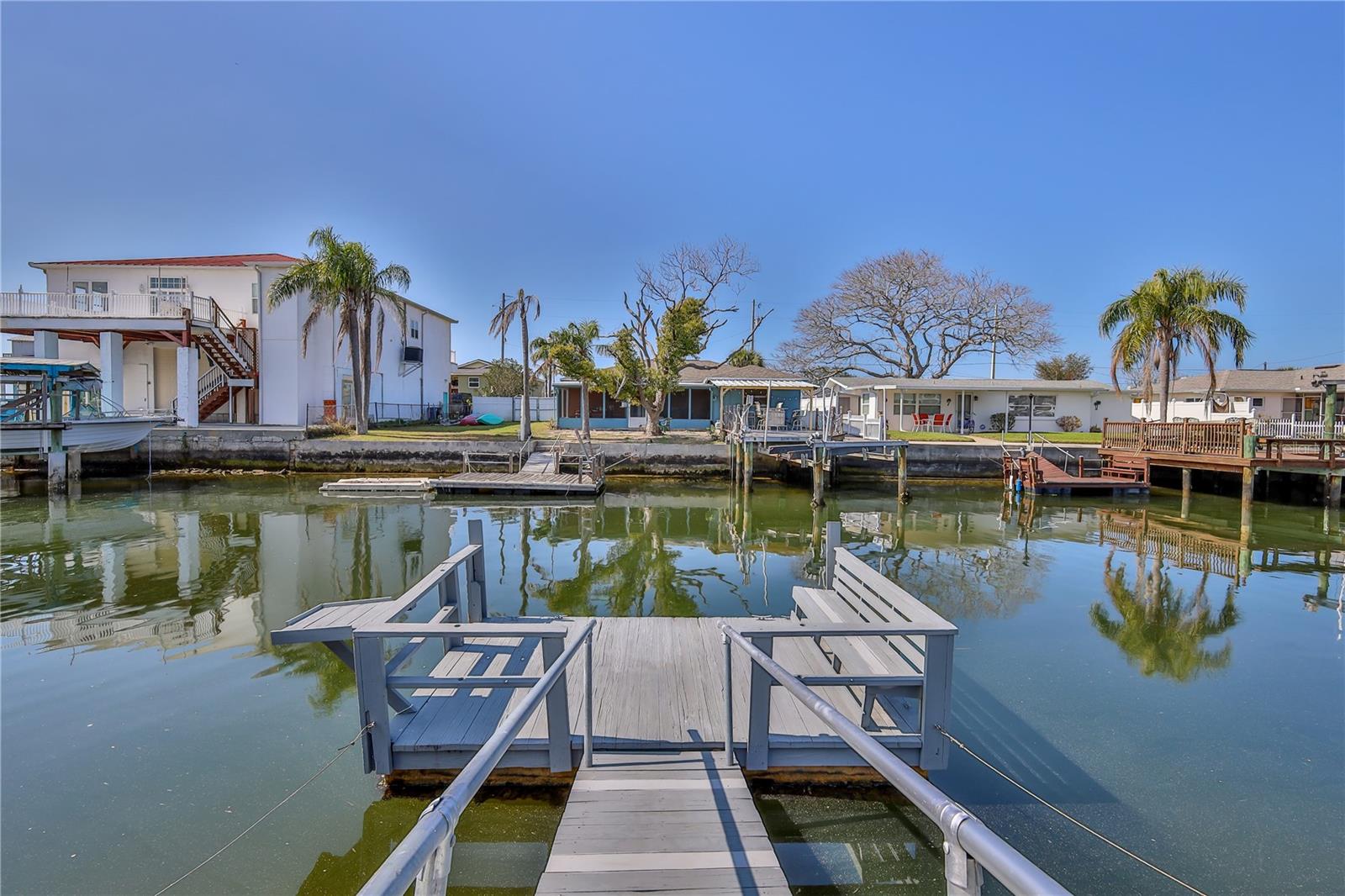 Wonderful floating dock!