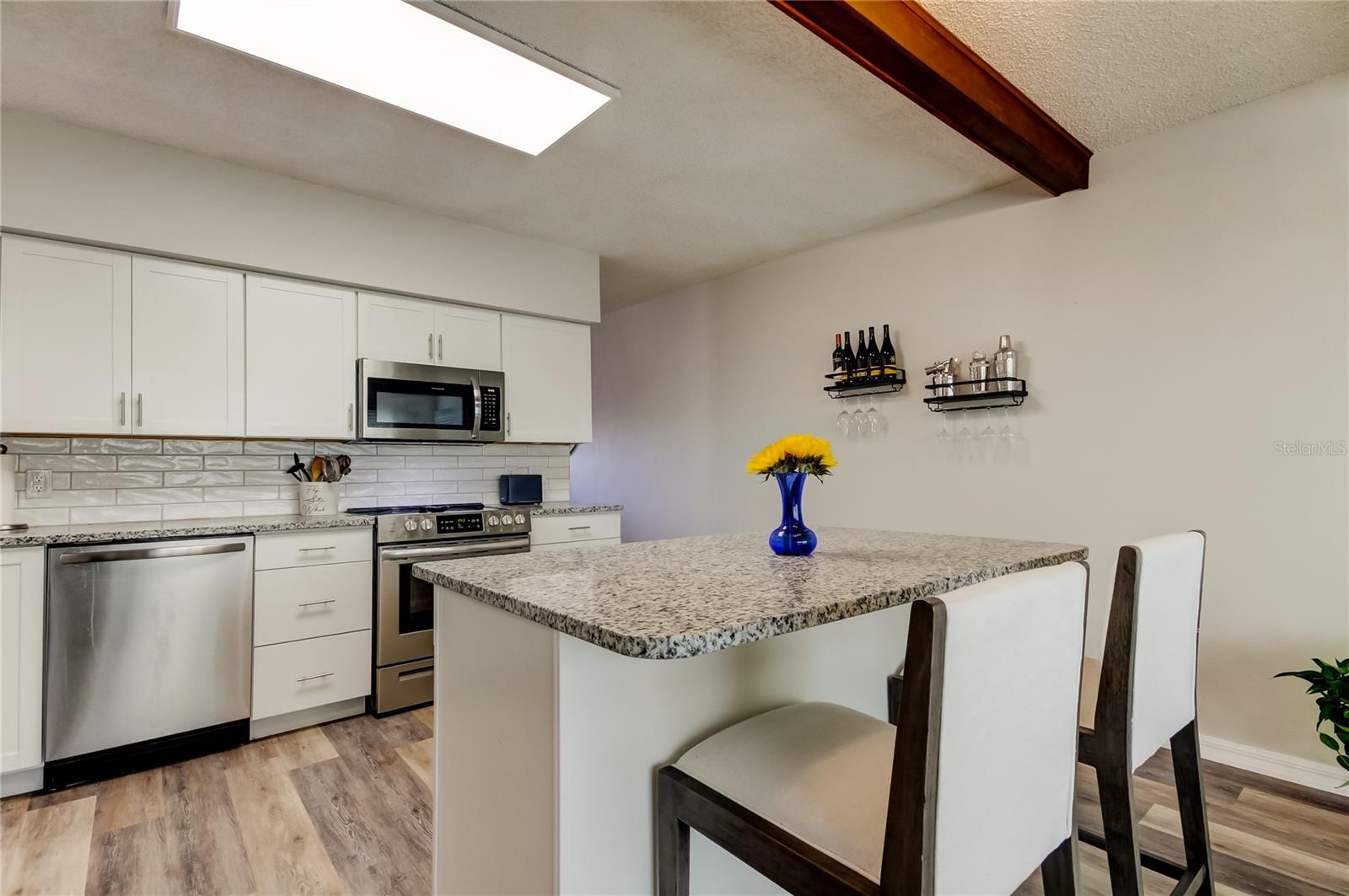 Eating area at Breakfast Bar