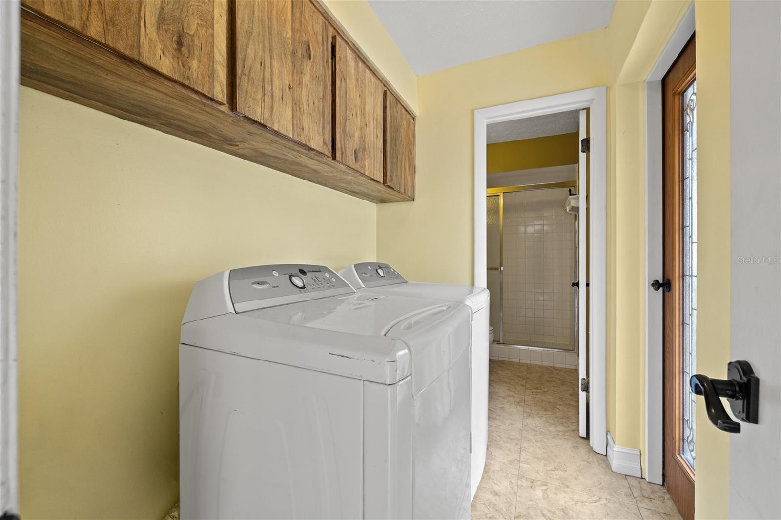 Laundry Room with Full Bath