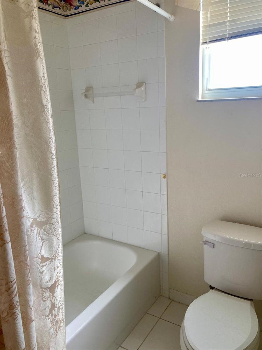 2nd Bathroom