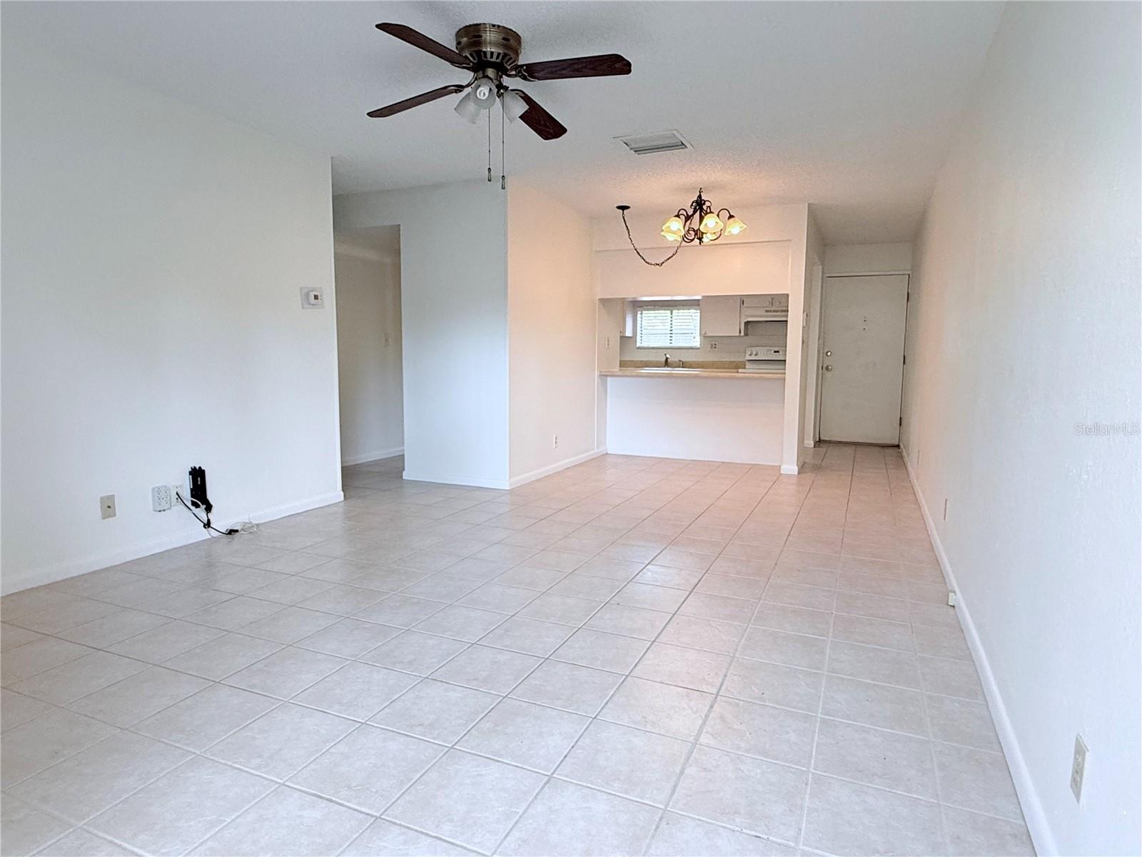 Living Room/Dinning Room